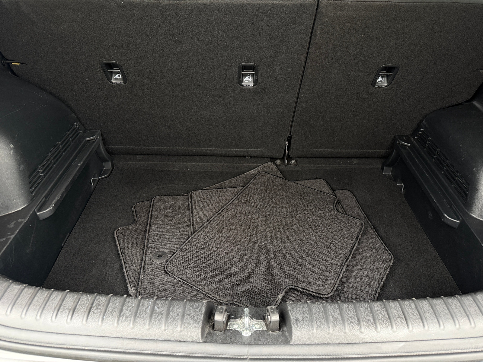 Thumbnail: 2024 Kia Soul - 7