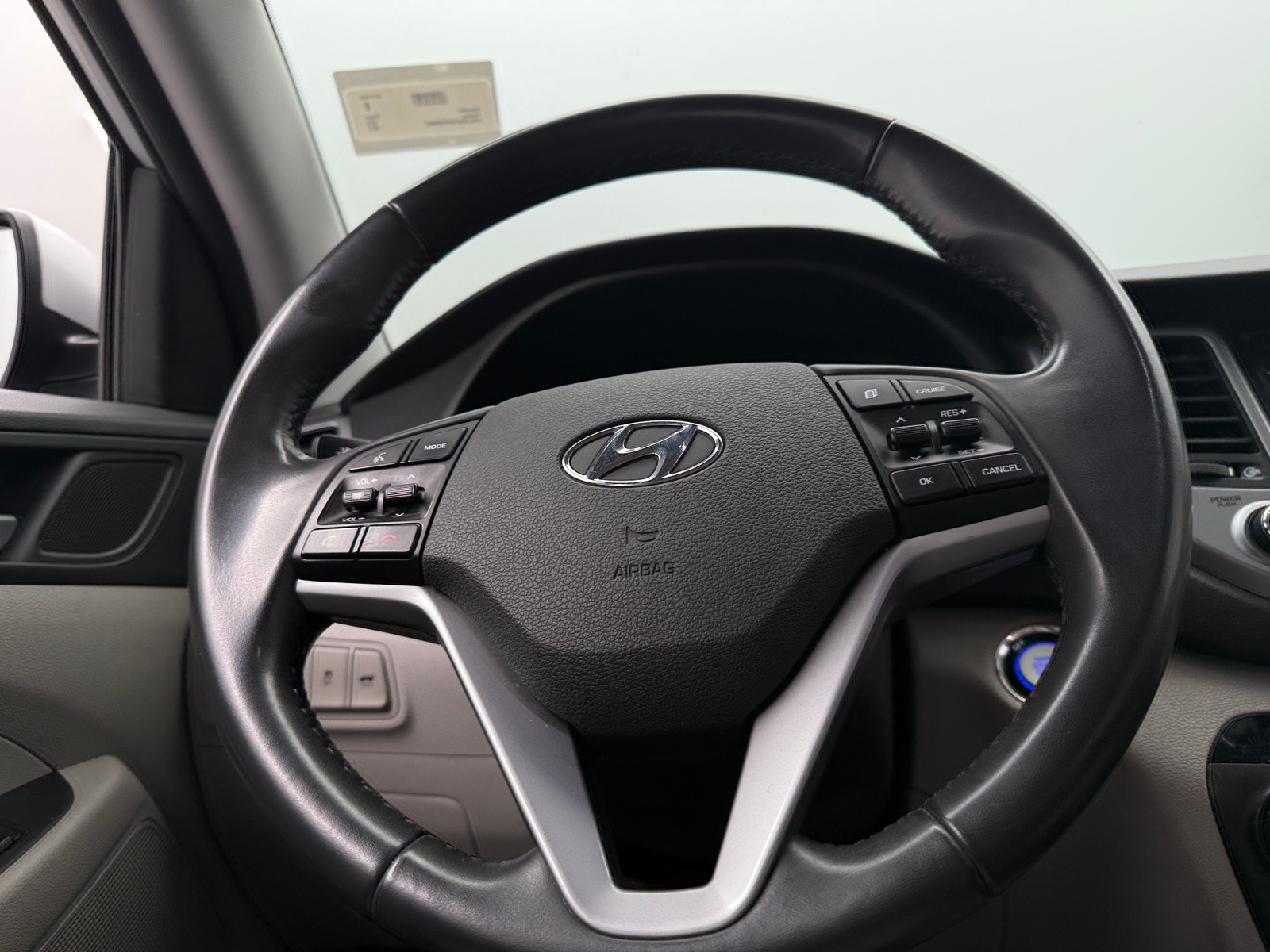 Thumbnail: 2017 Hyundai Tucson - 5