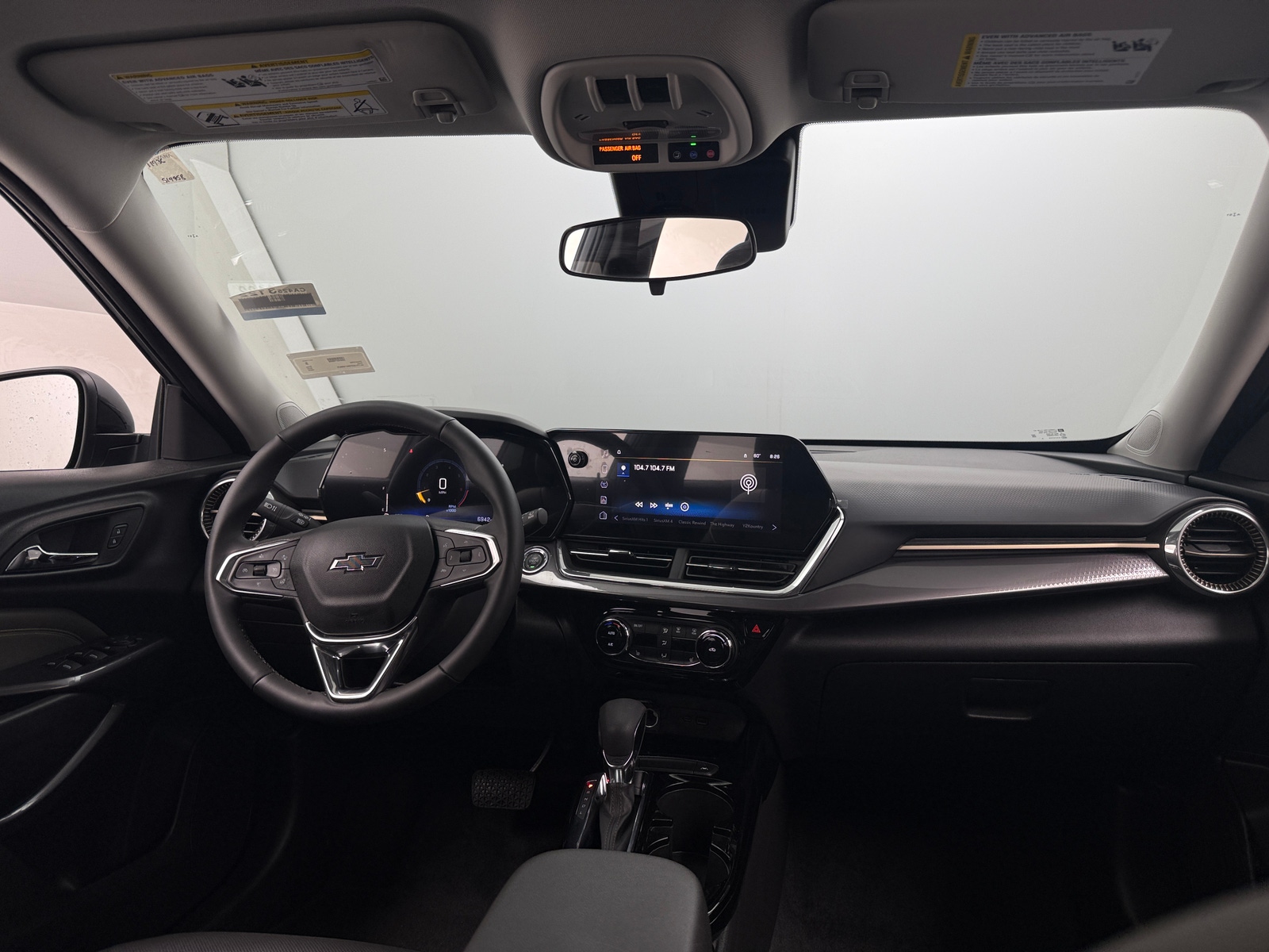 Thumbnail: 2025 Chevrolet Trax - 2