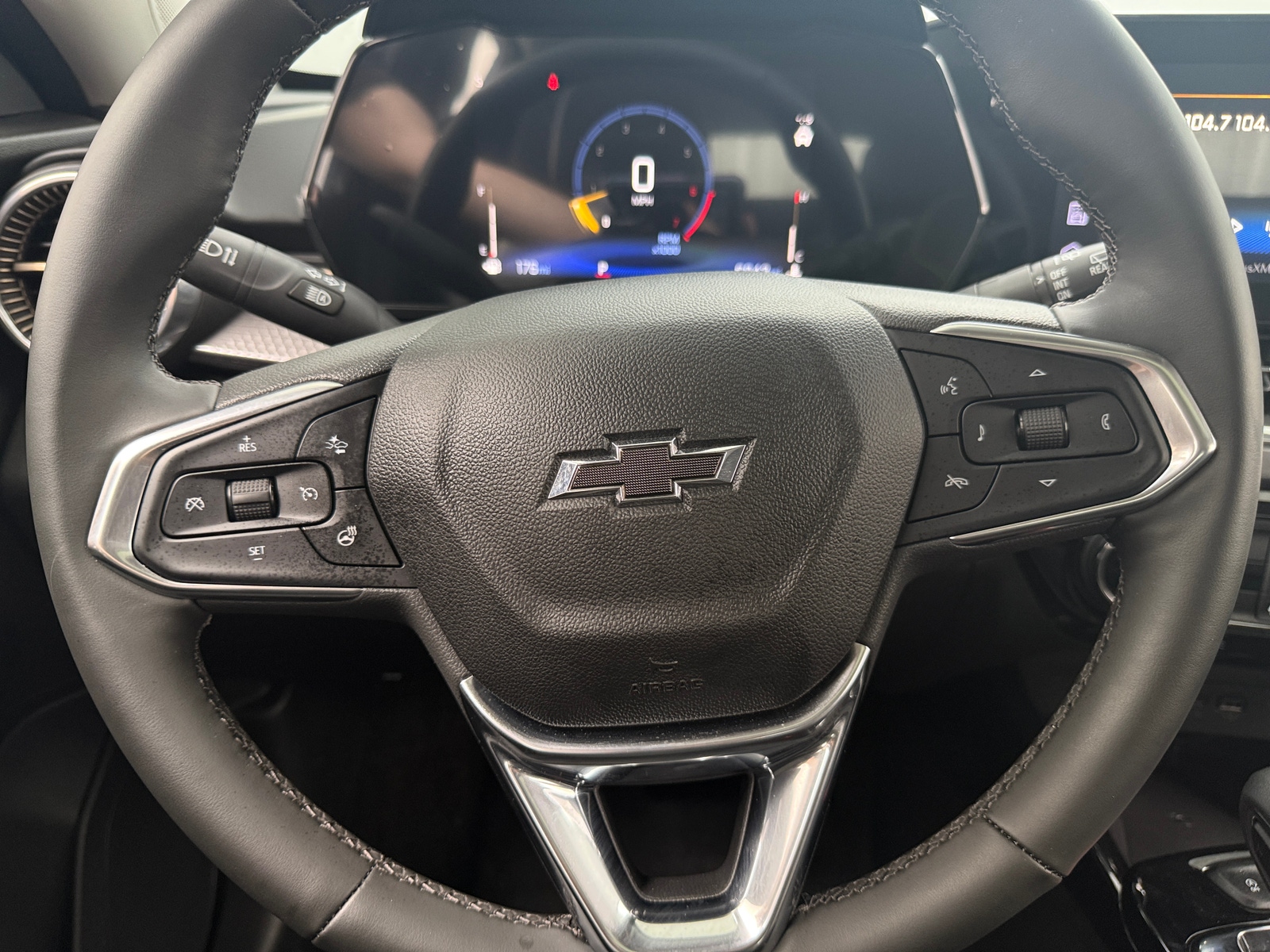 Thumbnail: 2025 Chevrolet Trax - 4