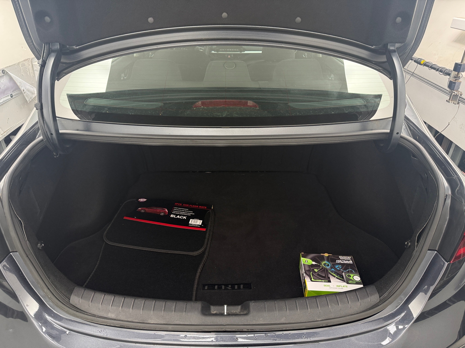 Thumbnail: 2019 Kia Forte - 7