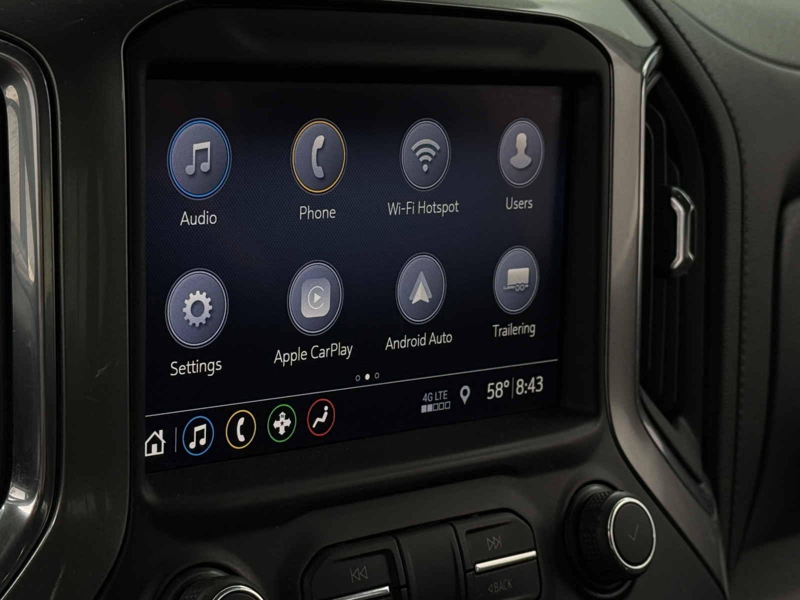 Thumbnail: 2019 Chevrolet Silverado 1500 - 4