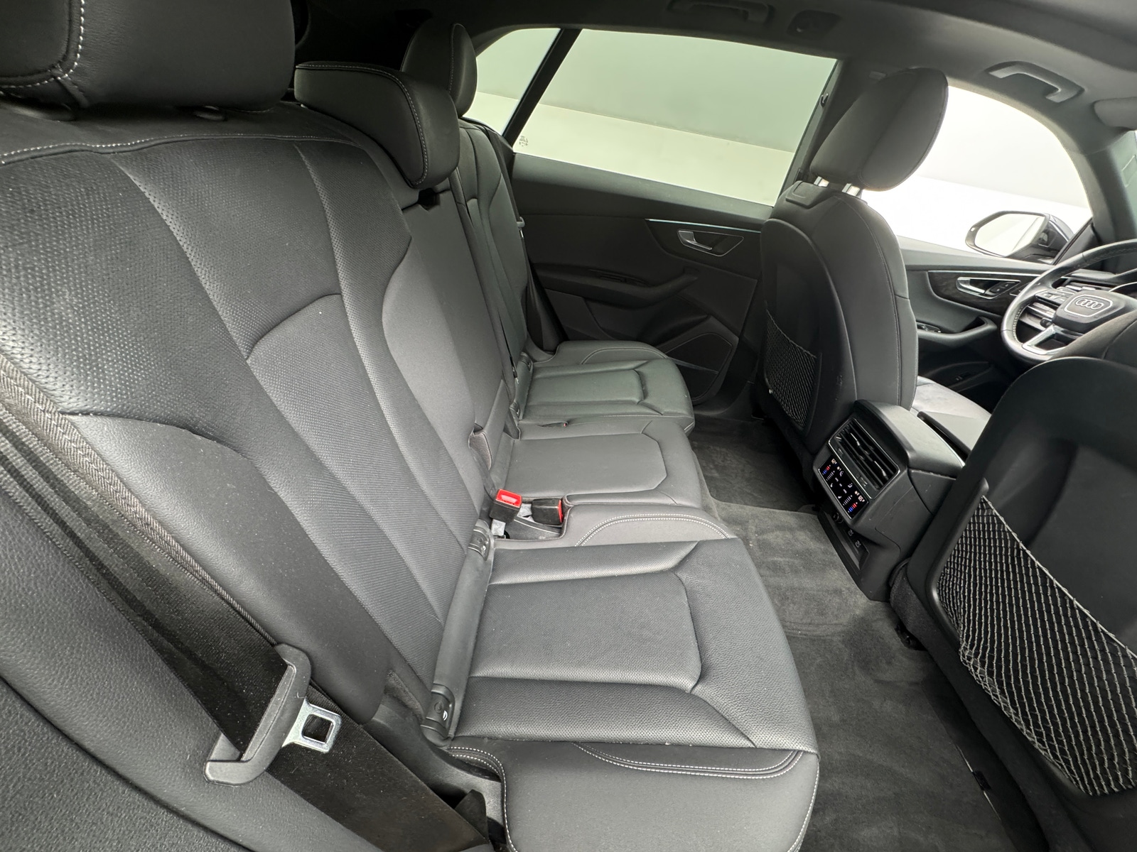 Thumbnail: 2021 Audi Q8 - 5