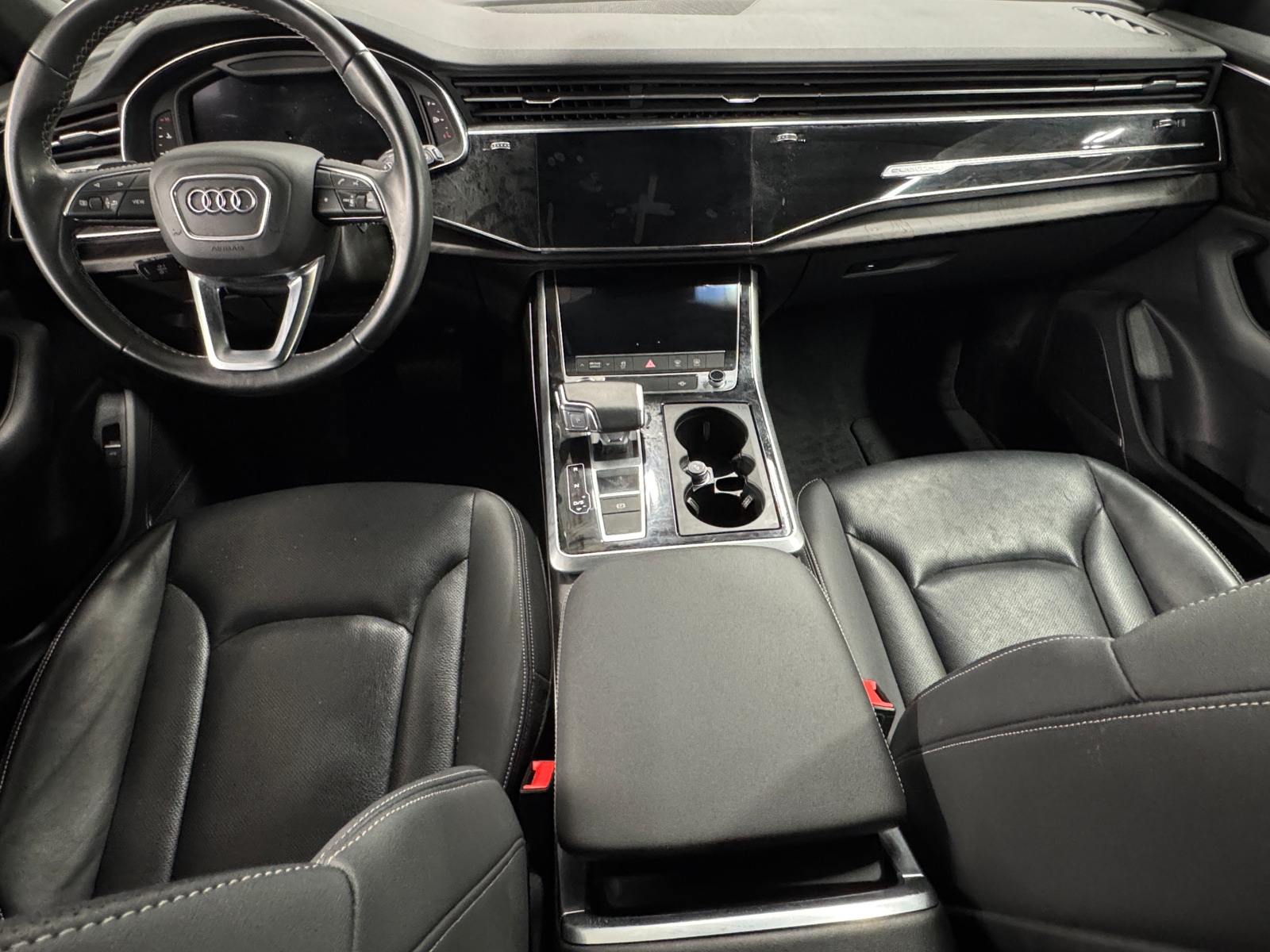 Thumbnail: 2021 Audi Q8 - 2