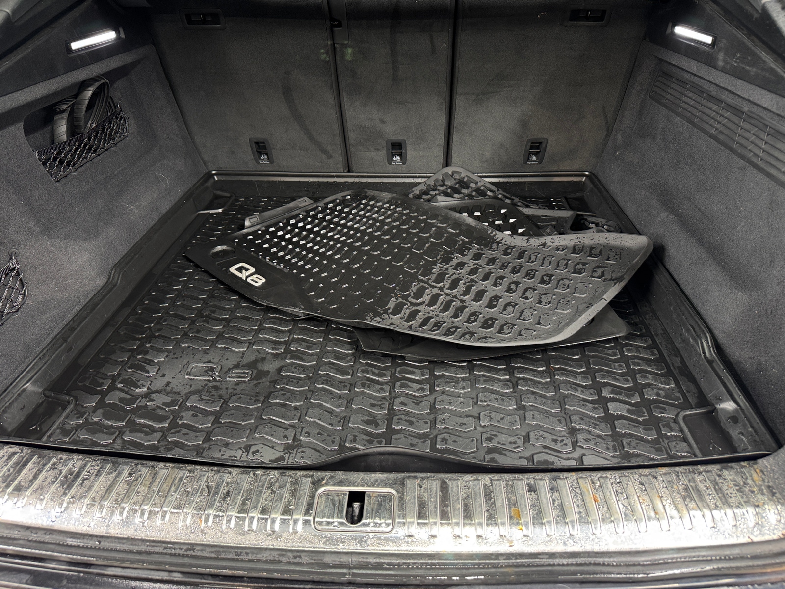 Thumbnail: 2021 Audi Q8 - 6