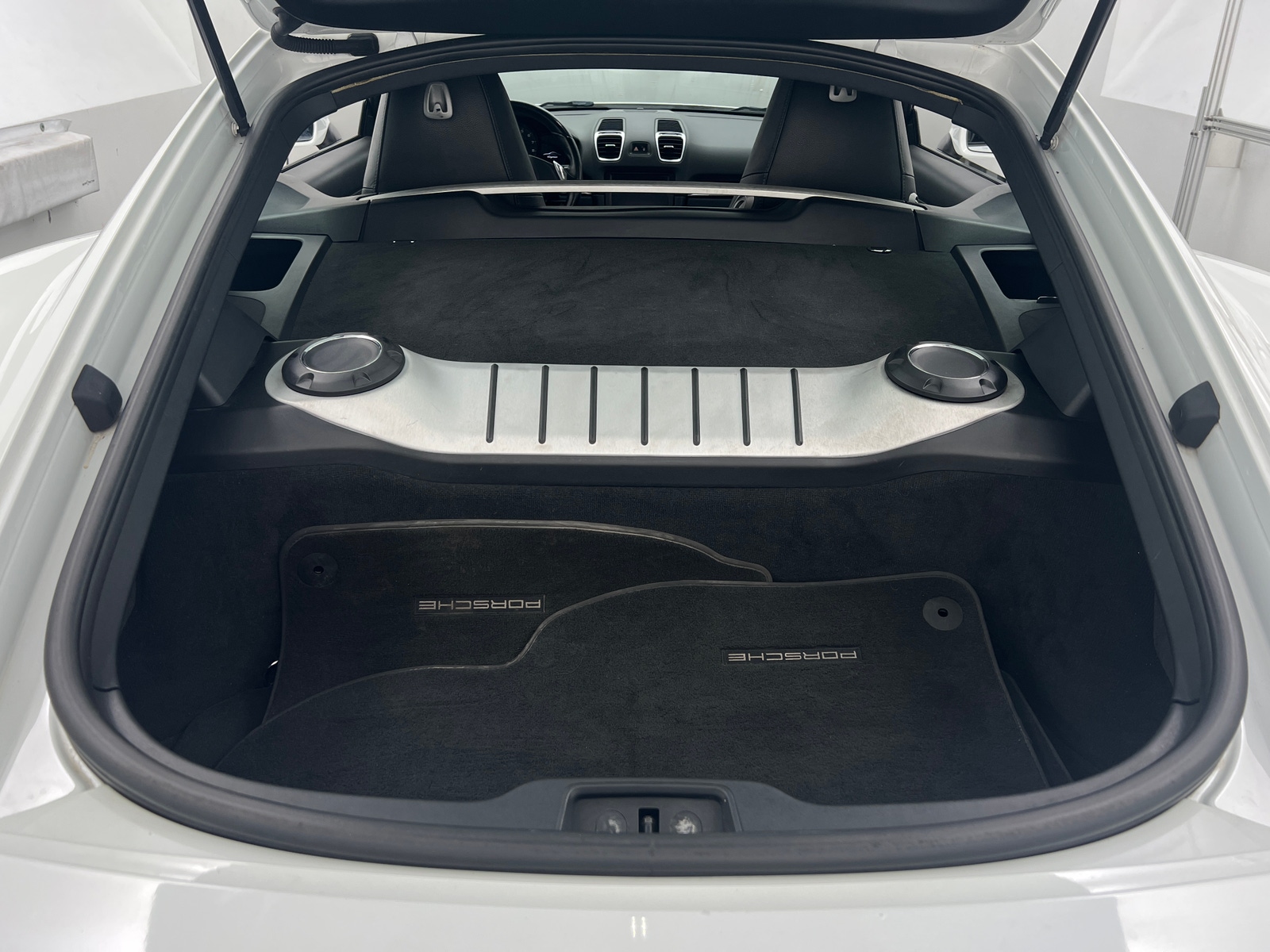 Thumbnail: 2015 Porsche Cayman - 4