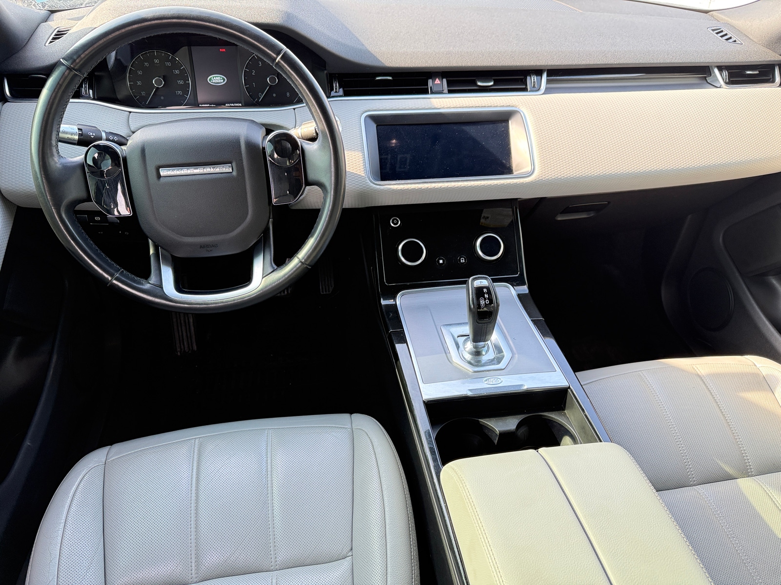 Thumbnail: 2020 Land Rover Range Rover Evoque - 2