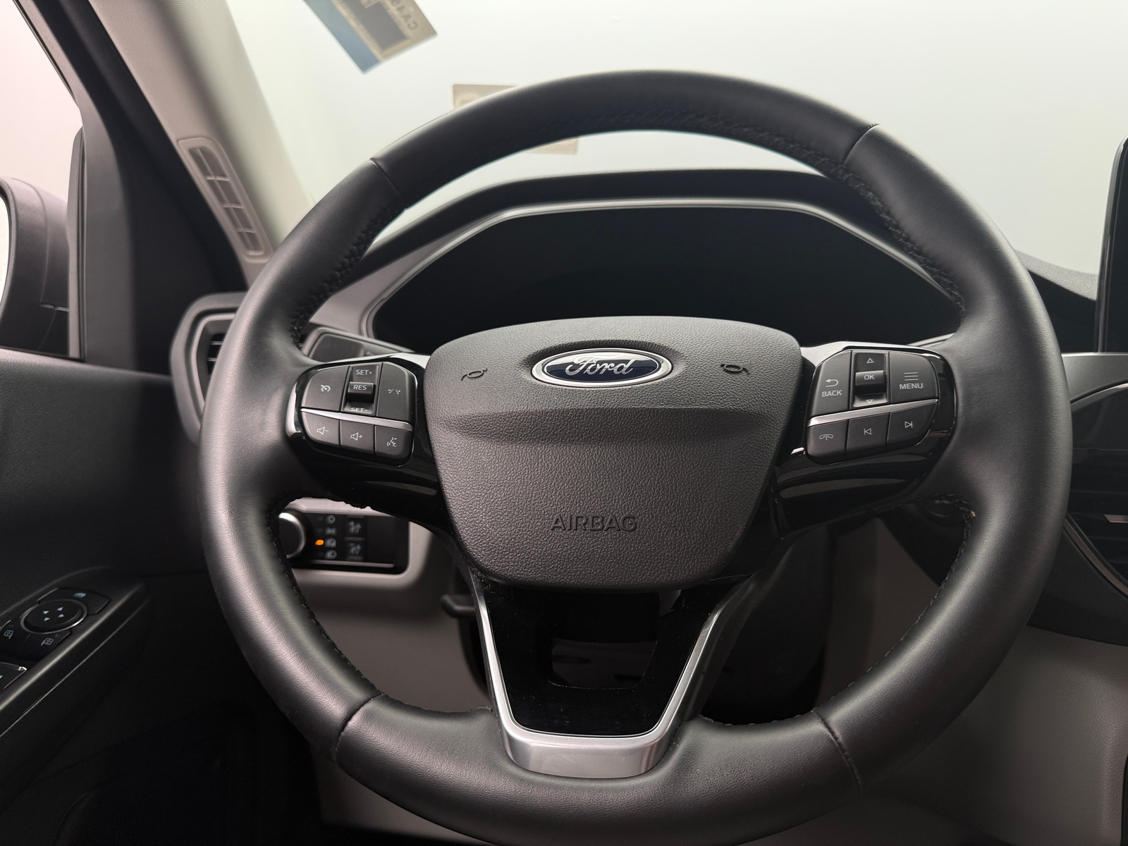 Thumbnail: 2024 Ford Escape - 5