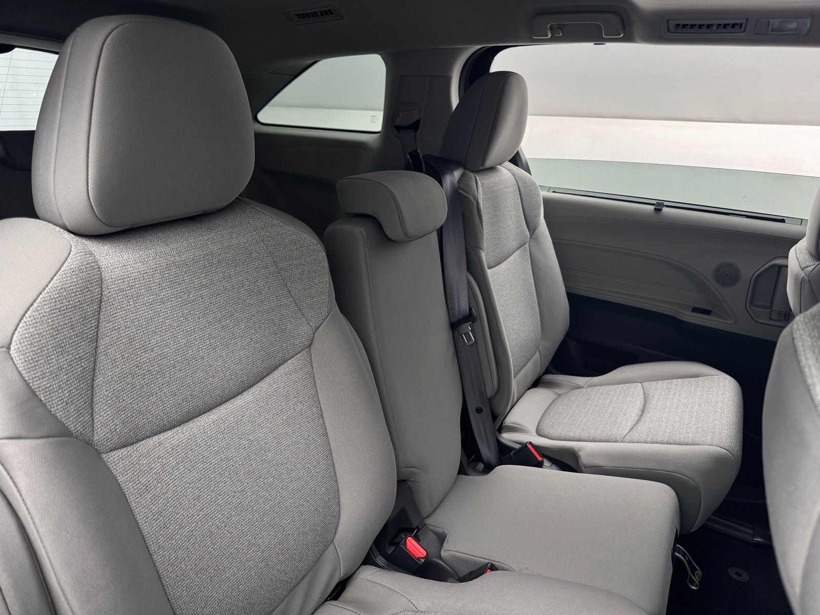 Thumbnail: 2024 Toyota Sienna - 6