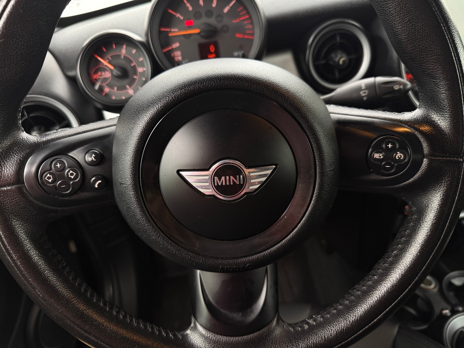 Thumbnail: 2015 MINI Cooper Roadster - 4