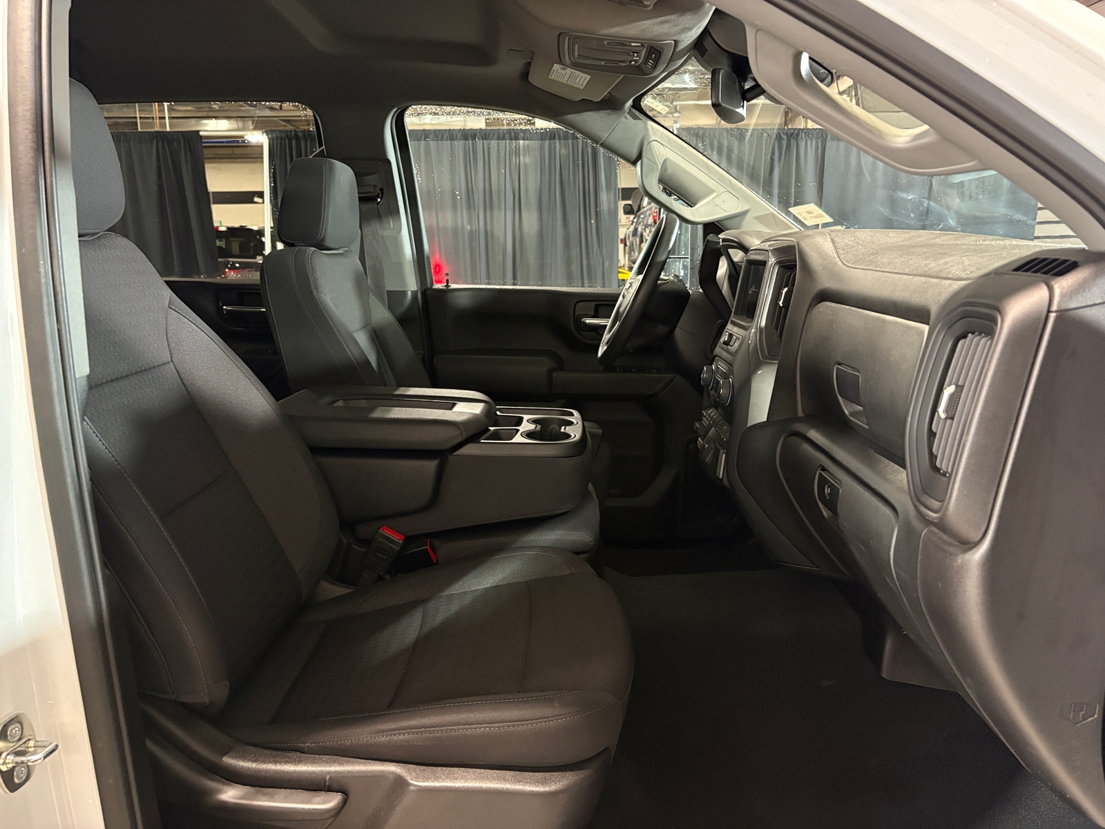 Thumbnail: 2024 Chevrolet Silverado 2500 - 2