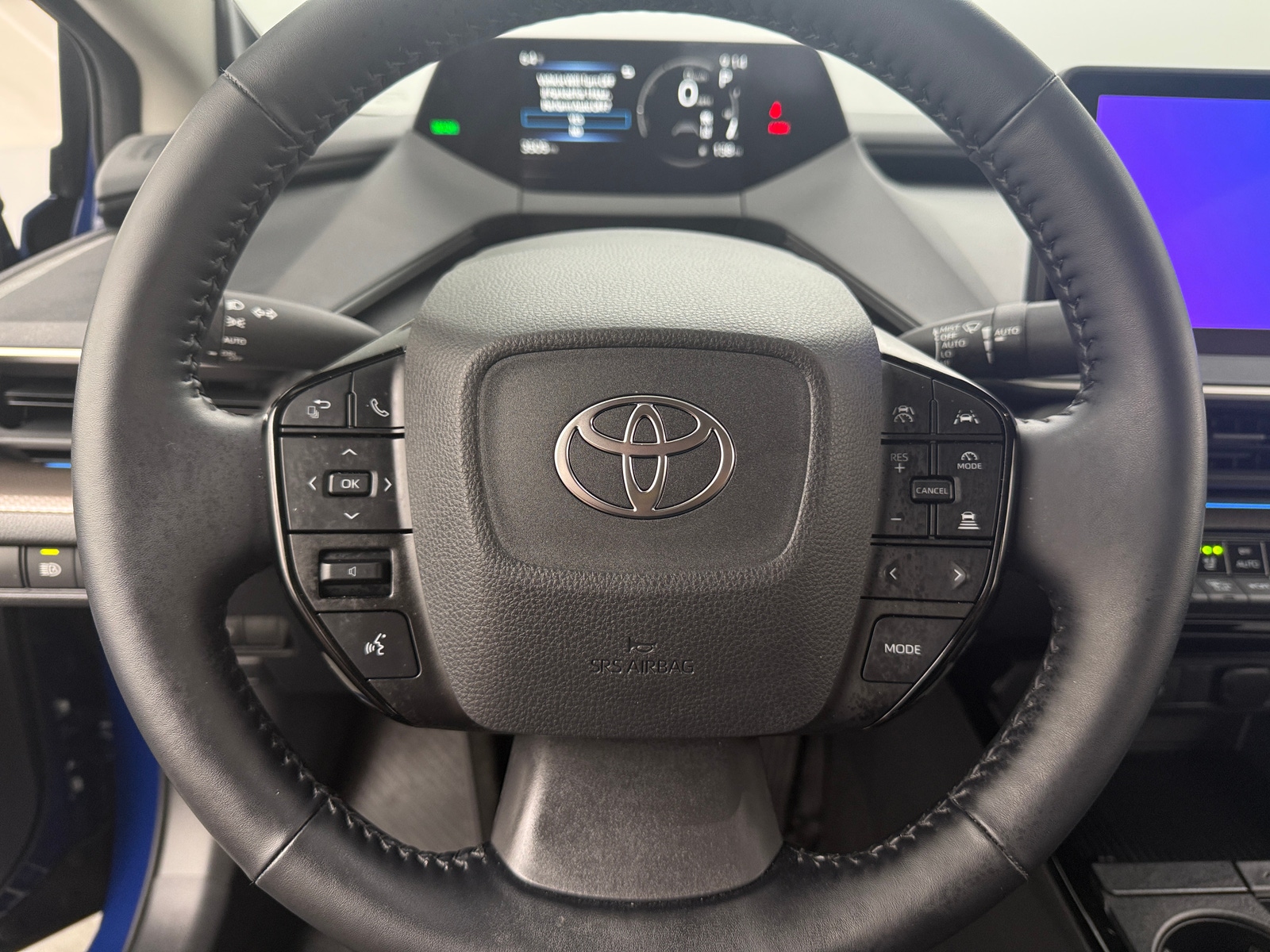 Thumbnail: 2023 Toyota Prius - 4