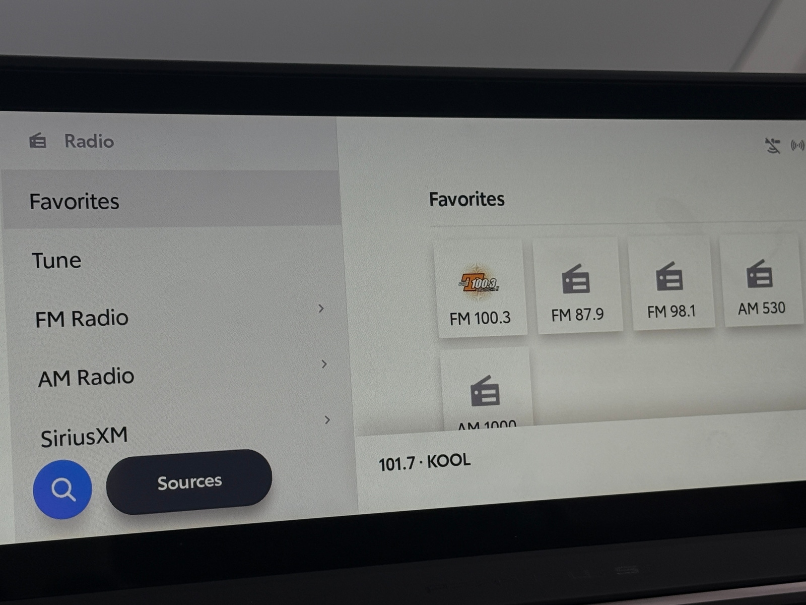 Thumbnail: 2023 Toyota Prius - 3