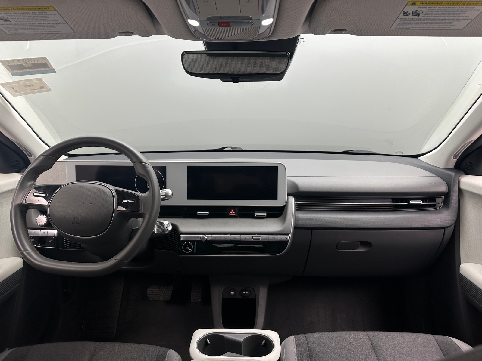 Thumbnail: 2022 Hyundai Ioniq 5 - 3