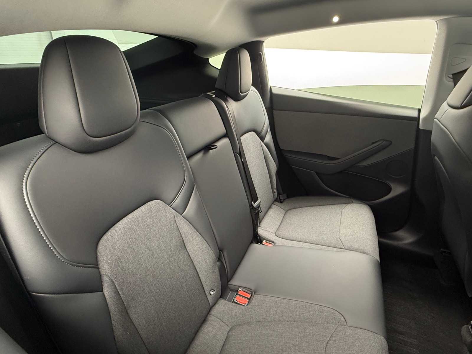 Thumbnail: 2026 Tesla Model Y - 6