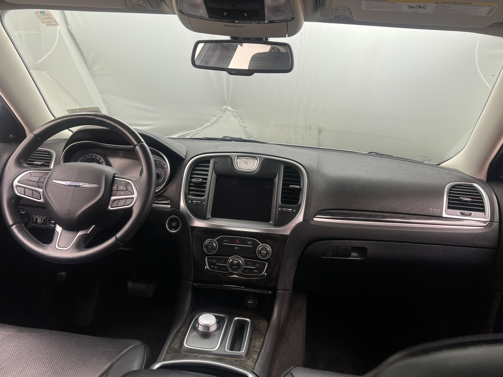 Thumbnail: 2018 Chrysler 300 - 2