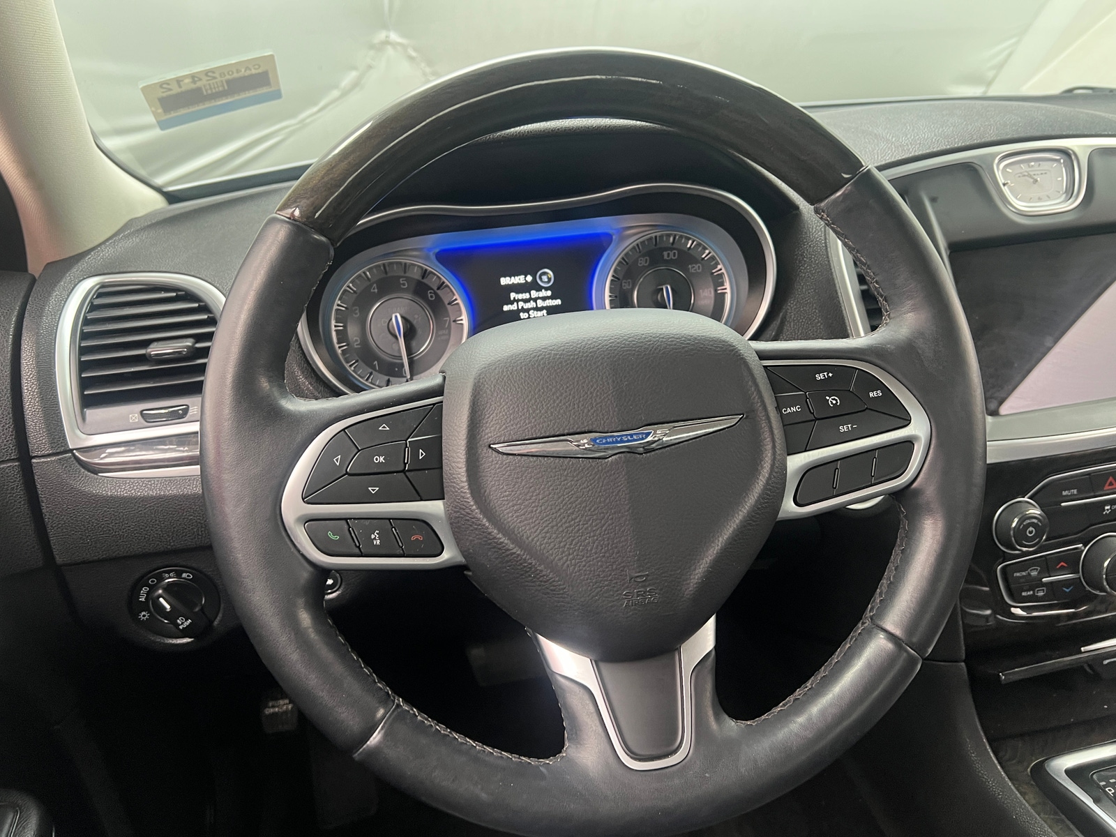 Thumbnail: 2018 Chrysler 300 - 4