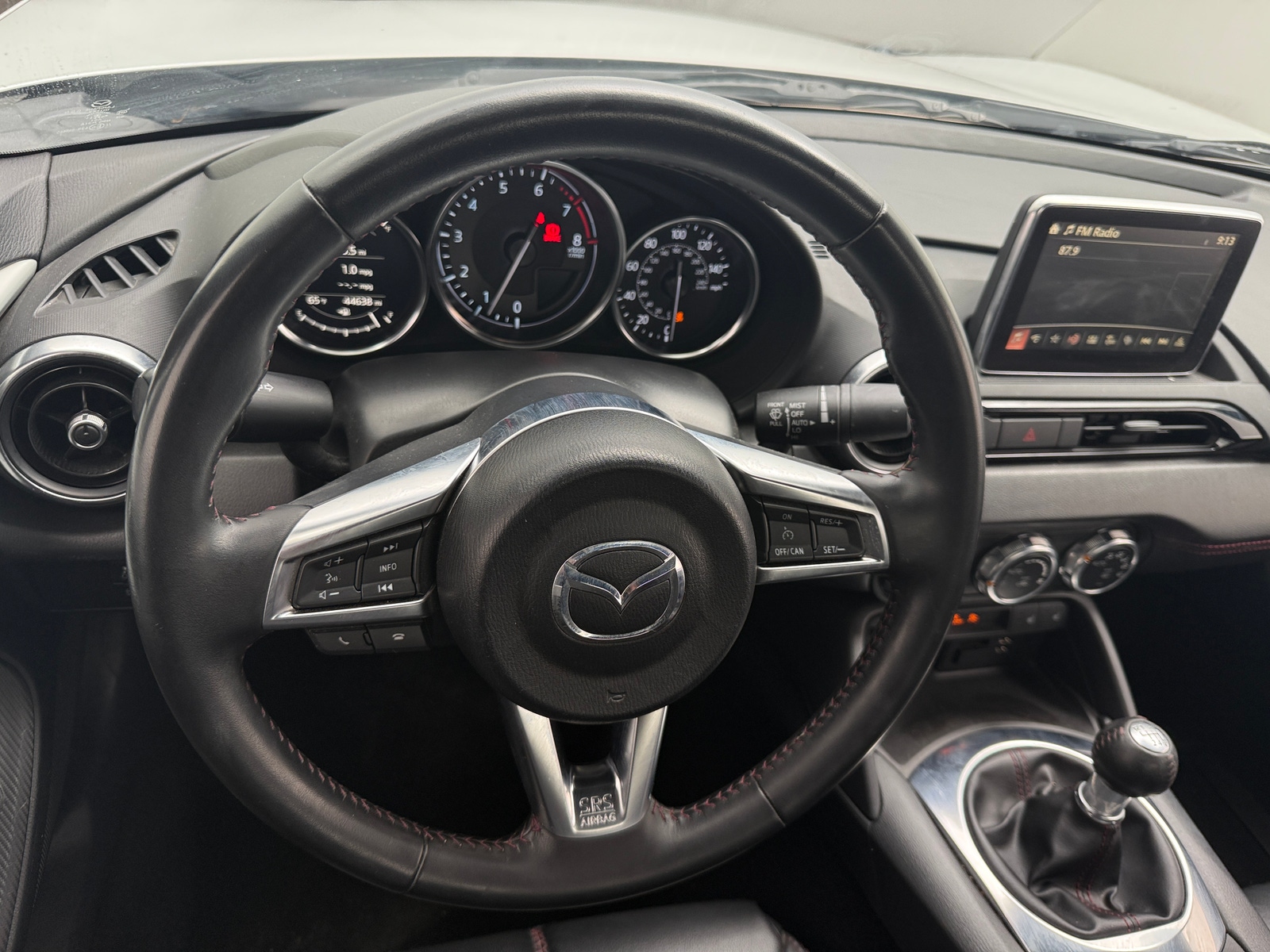 Thumbnail: 2017 Mazda MX-5 Miata - 4