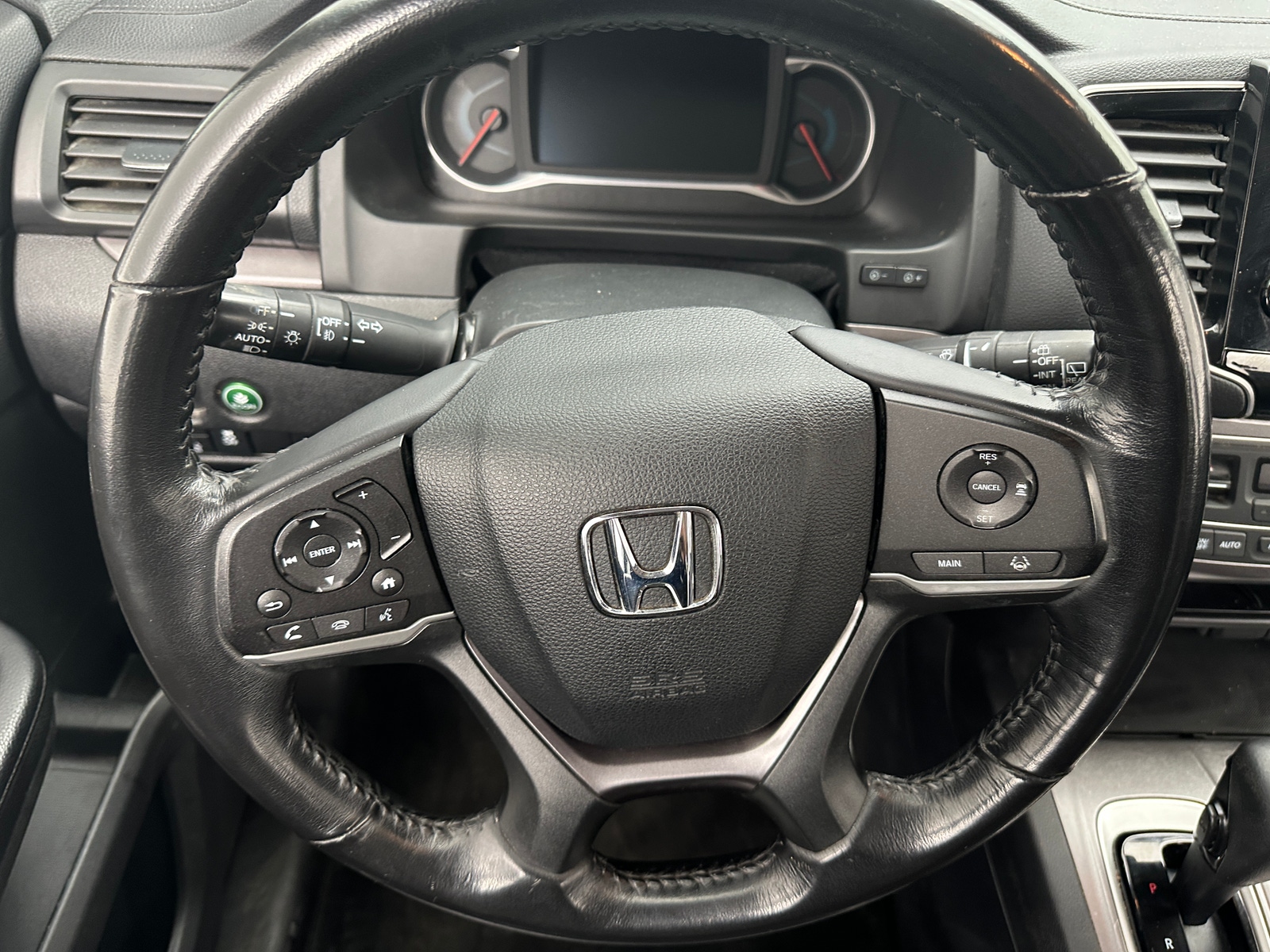 Thumbnail: 2019 Honda Pilot - 4