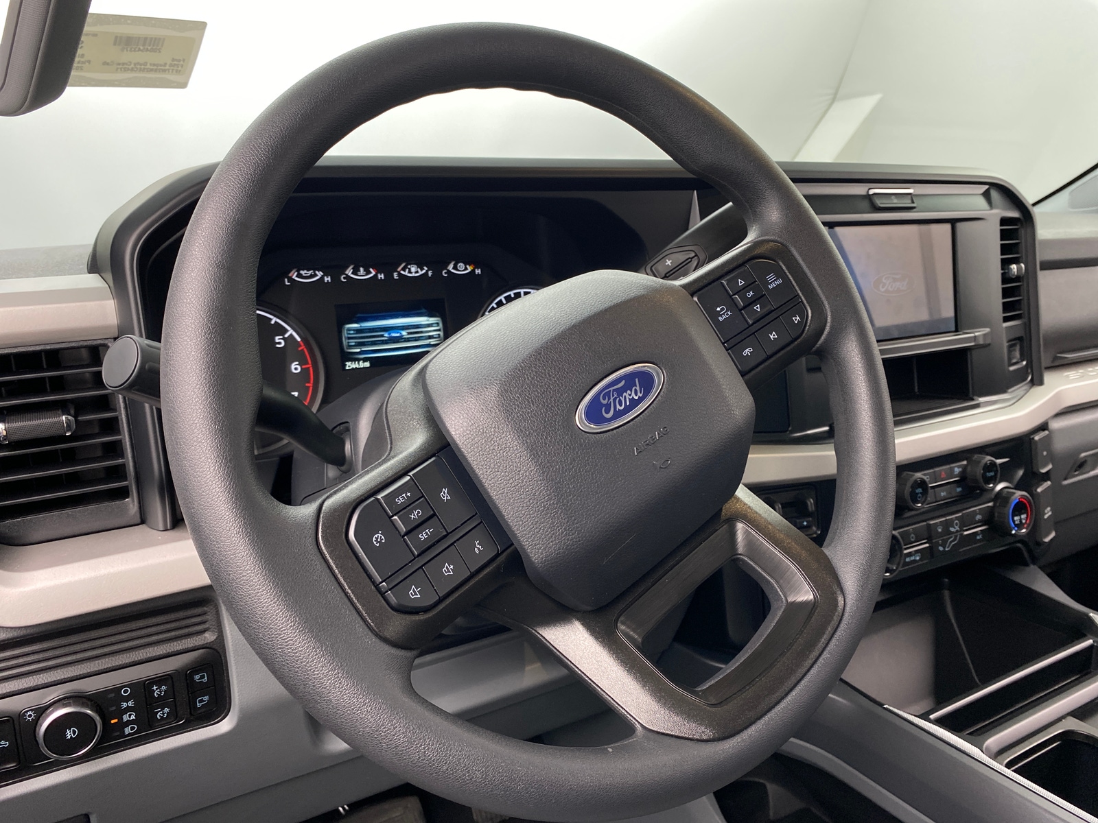 Thumbnail: 2025 Ford Econoline - 5