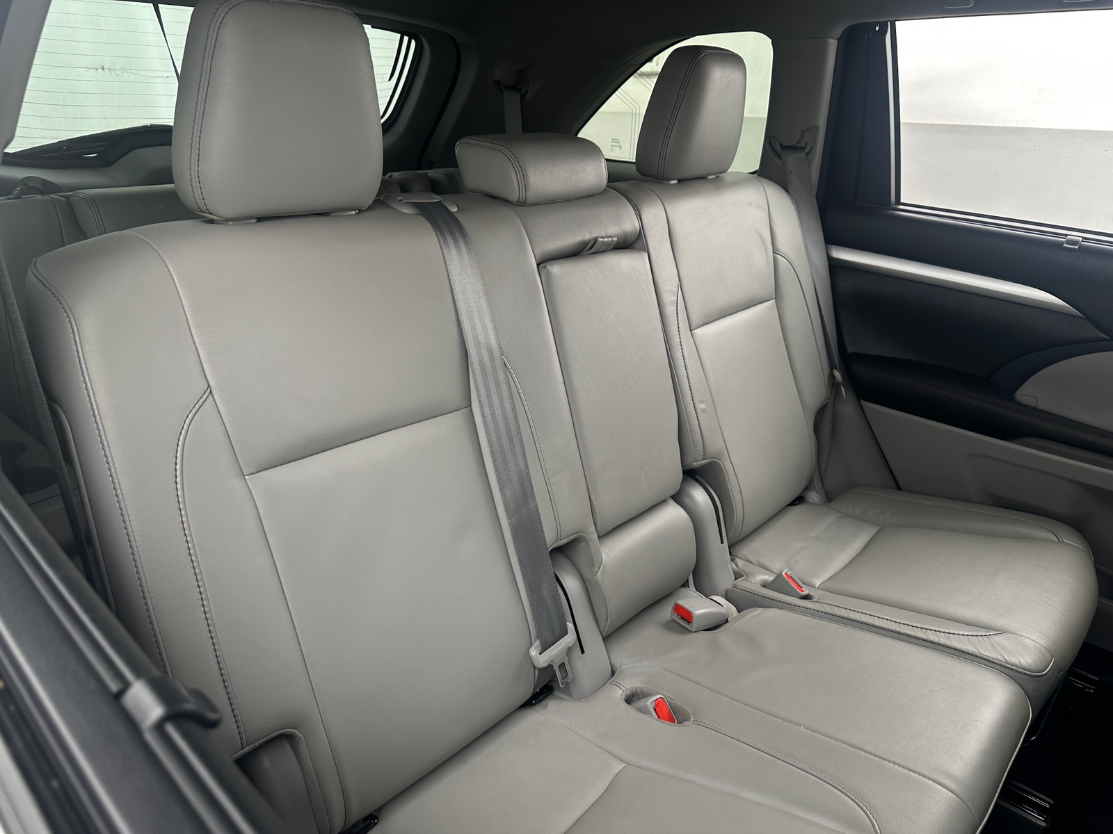 Thumbnail: 2018 Toyota Highlander - 5