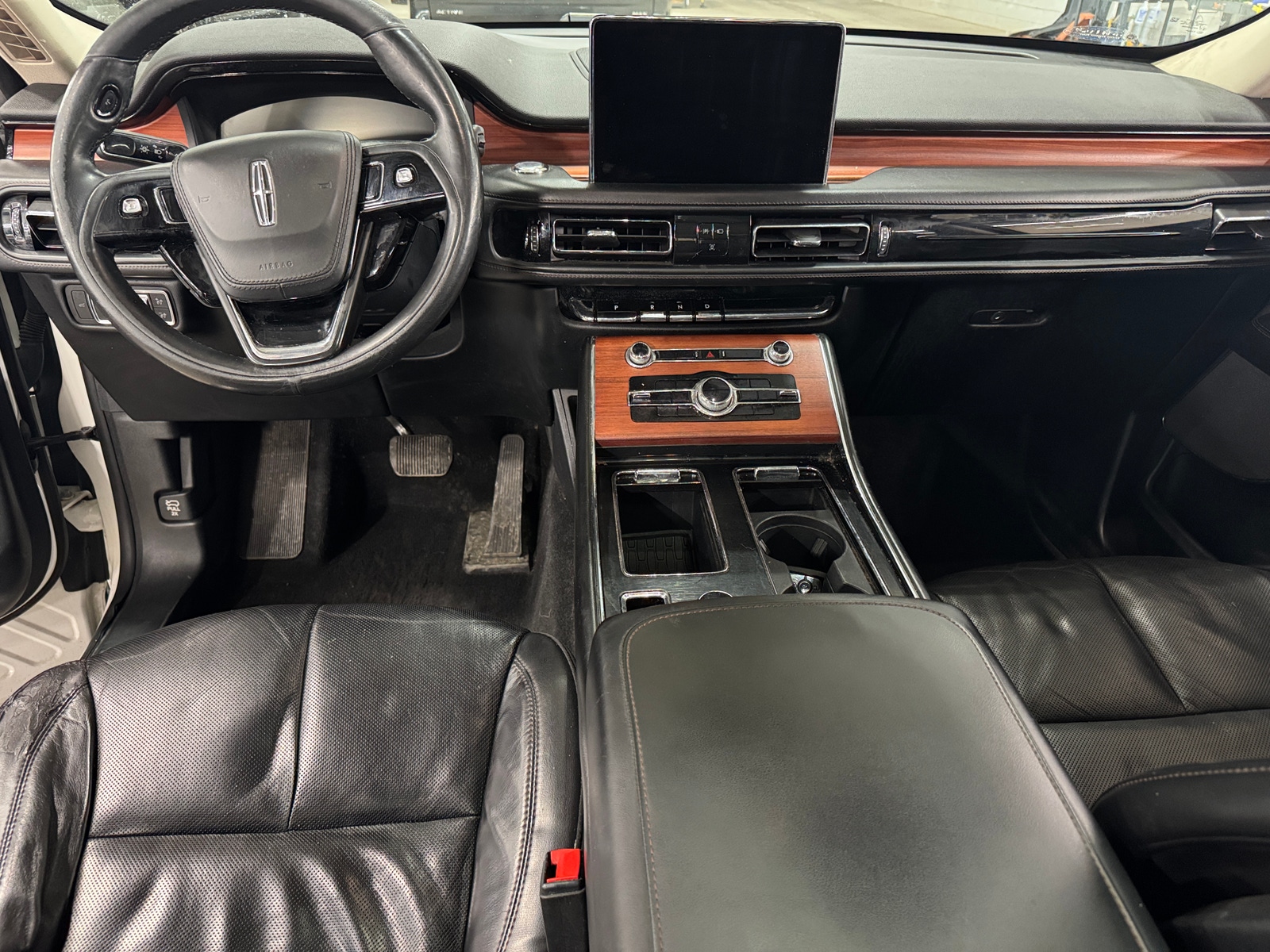 Thumbnail: 2021 Lincoln Aviator - 2