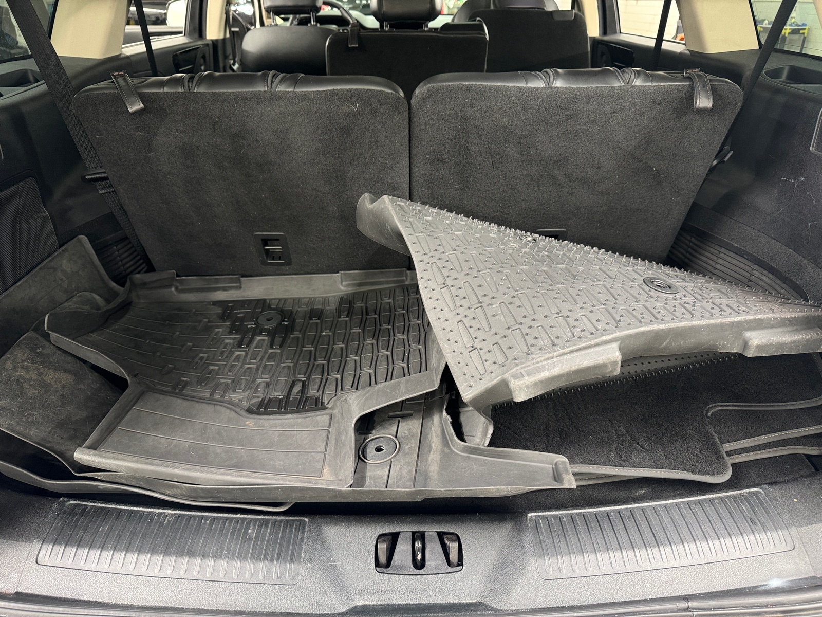 Thumbnail: 2021 Lincoln Aviator - 6