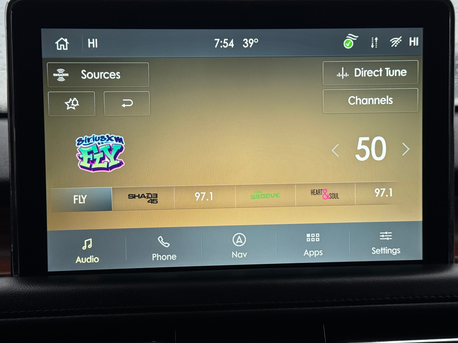 Thumbnail: 2021 Lincoln Aviator - 3