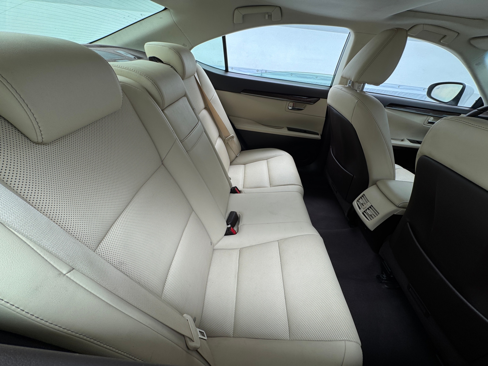 Thumbnail: 2016 Lexus ES - 6