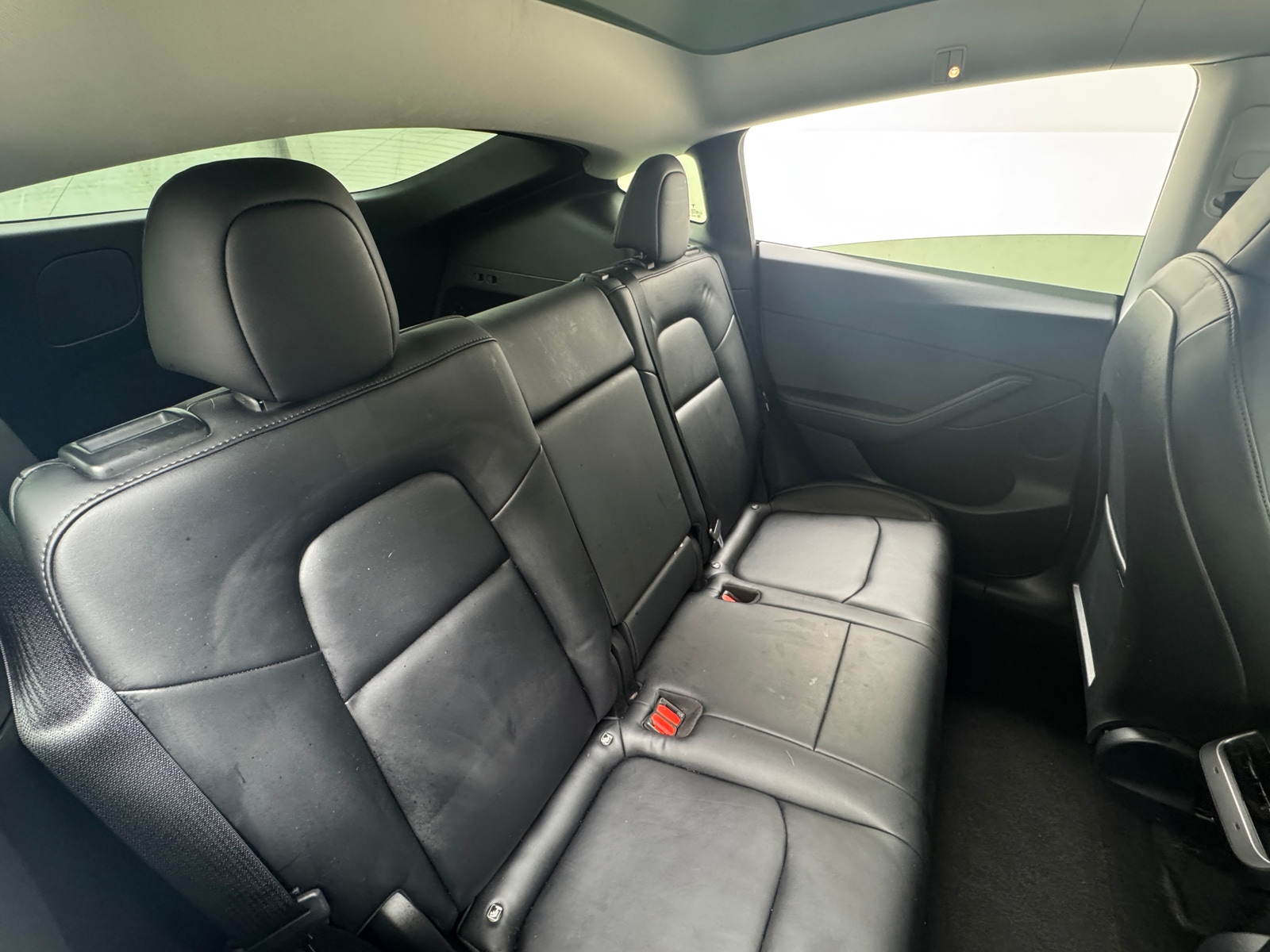 Thumbnail: 2022 Tesla Model Y - 5