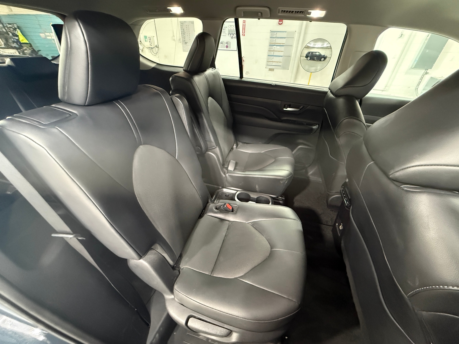 Thumbnail: 2024 Toyota Grand Highlander - 5