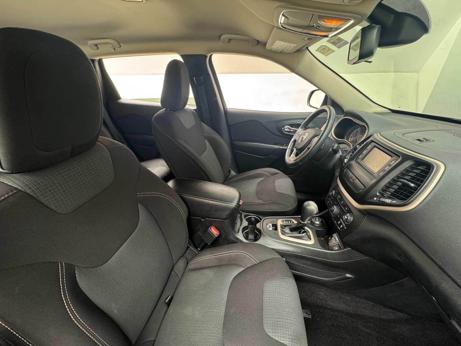 Thumbnail: 2017 Jeep Cherokee - 2