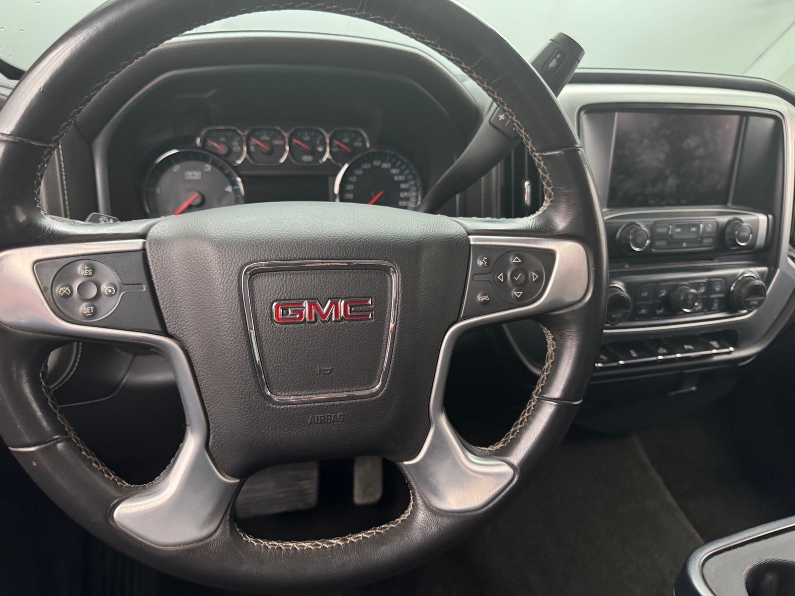 Thumbnail: 2018 GMC Sierra 3500 - 5