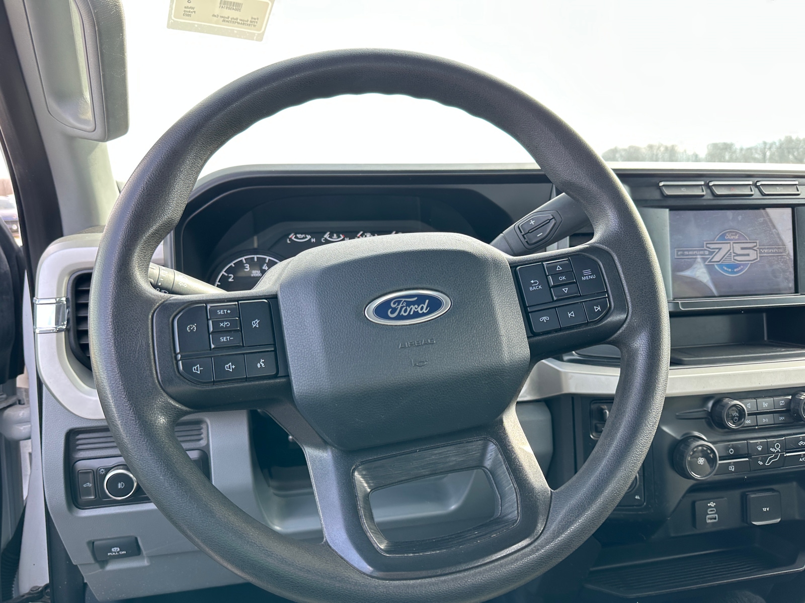 Thumbnail: 2023 Ford Econoline - 5