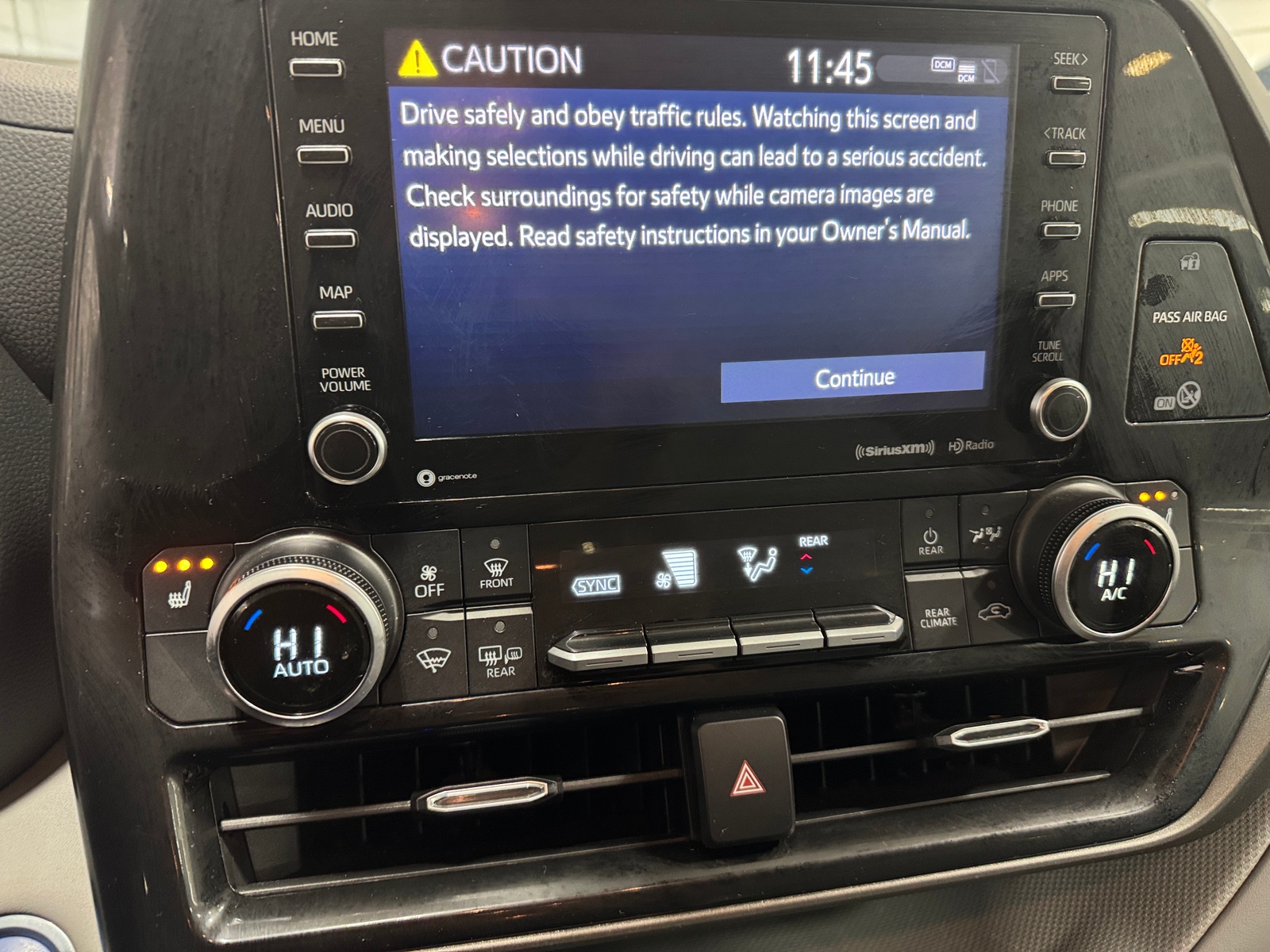 Thumbnail: 2021 Toyota Highlander - 3