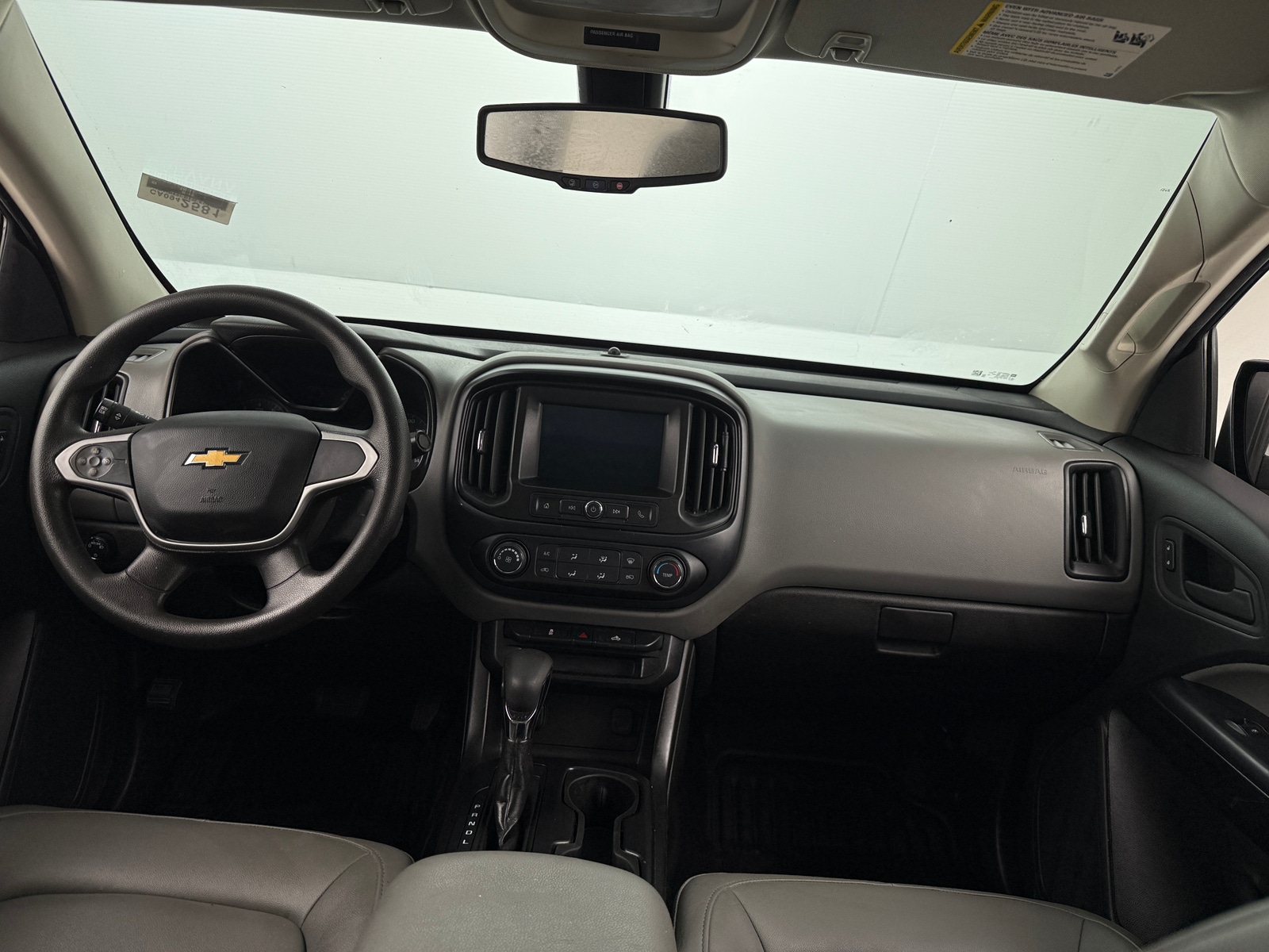 Thumbnail: 2022 Chevrolet Colorado - 3