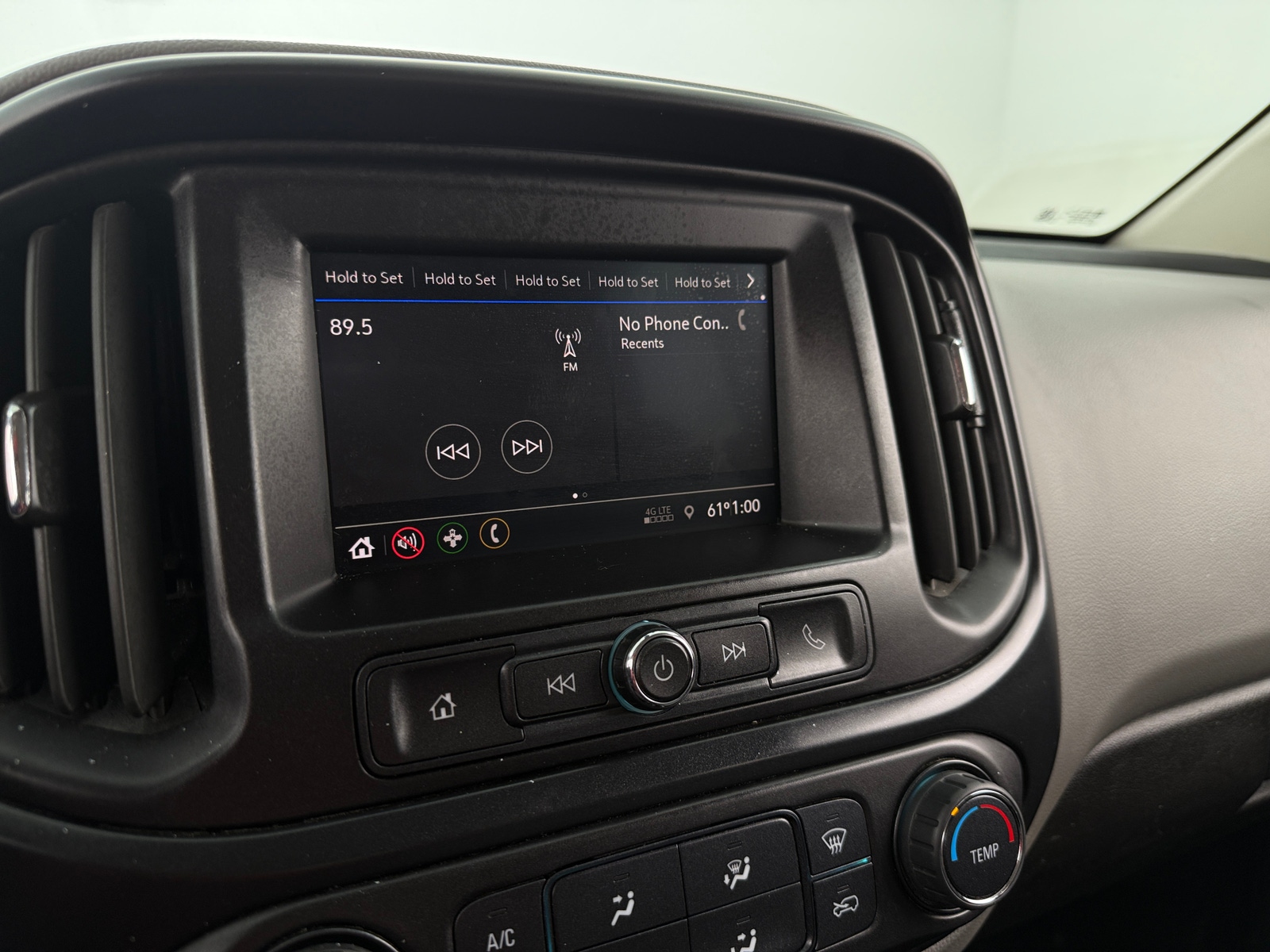 Thumbnail: 2022 Chevrolet Colorado - 4