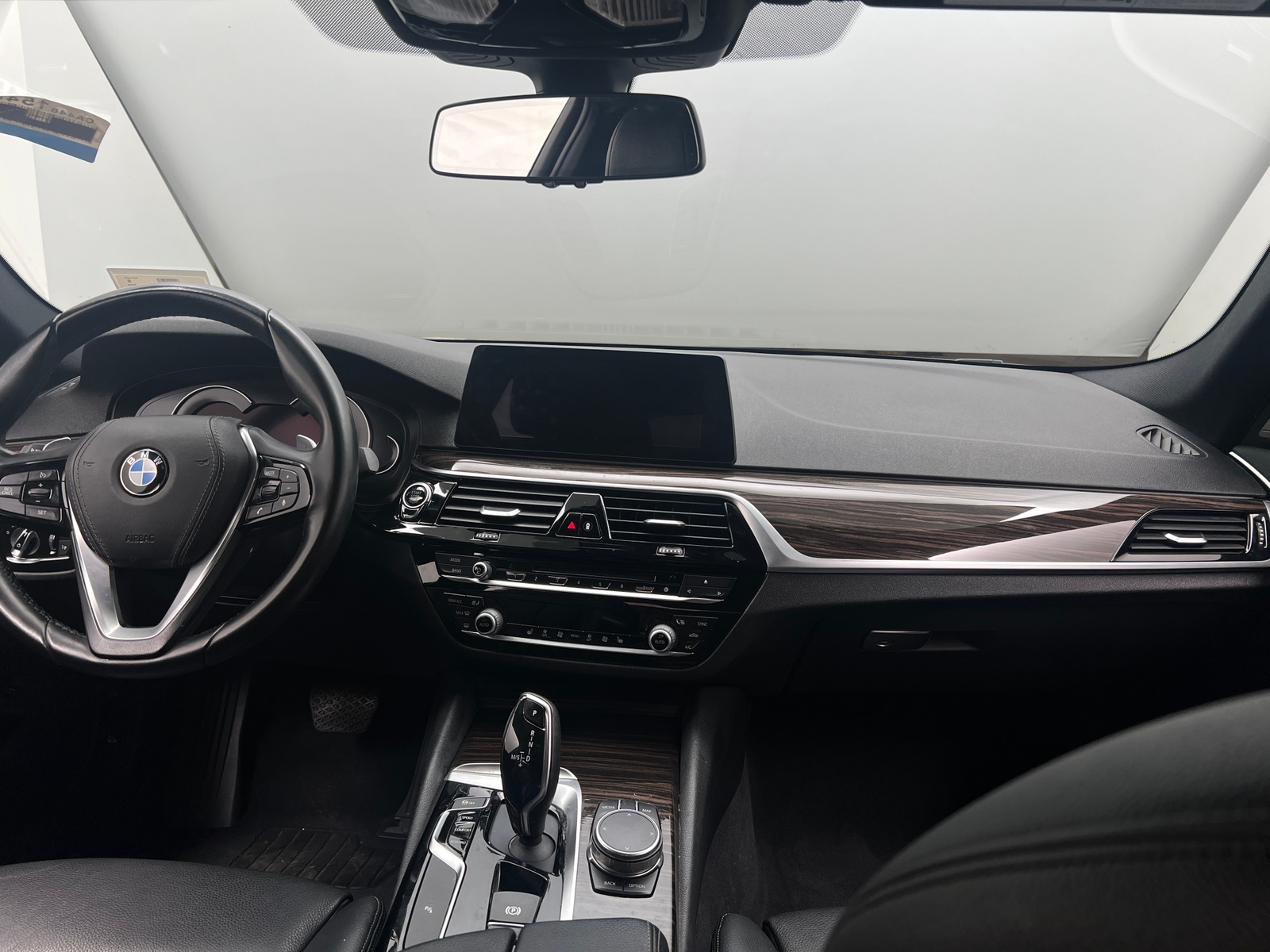 Thumbnail: 2018 BMW 5 Series - 2