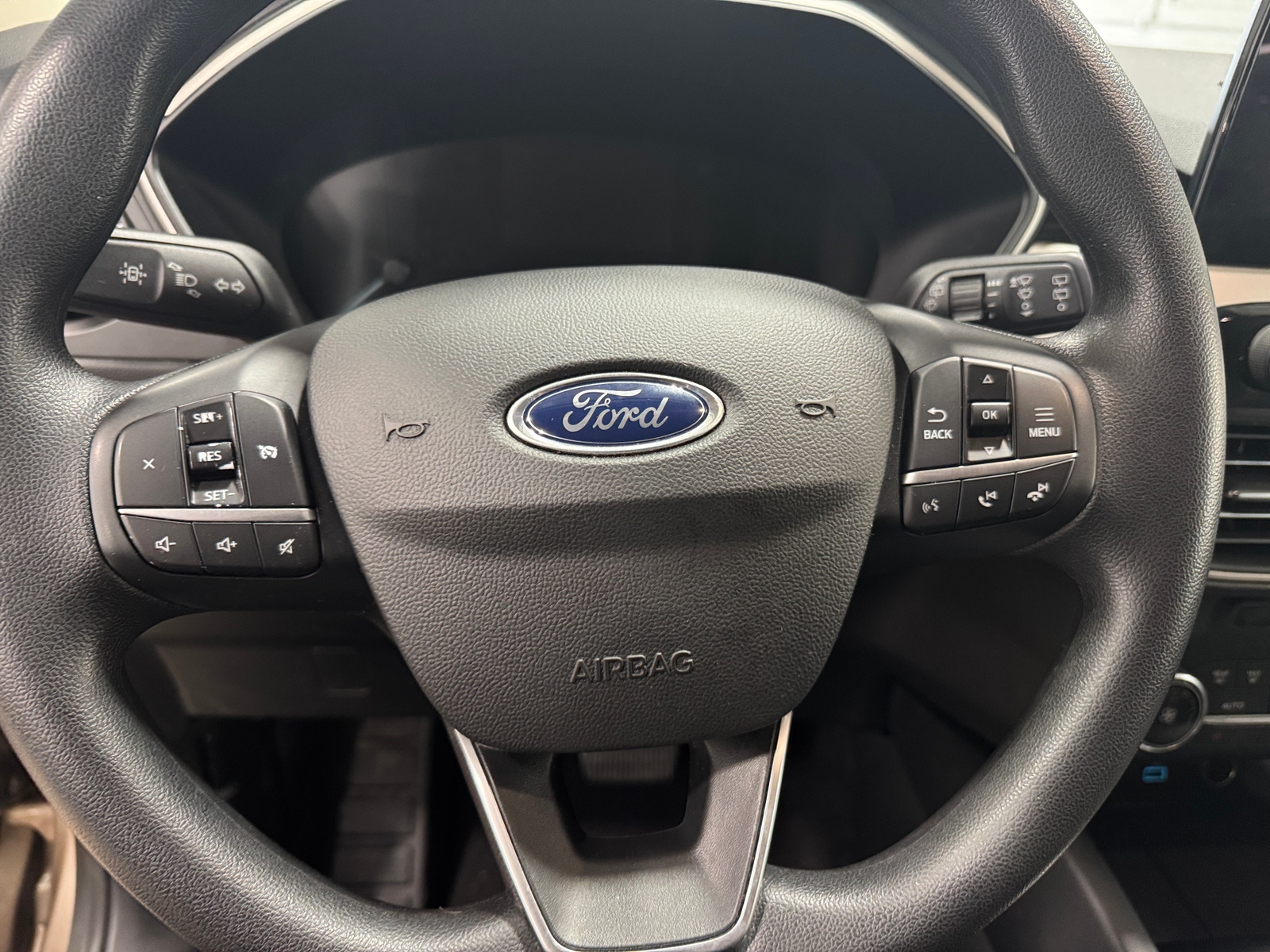 Thumbnail: 2020 Ford Escape - 5