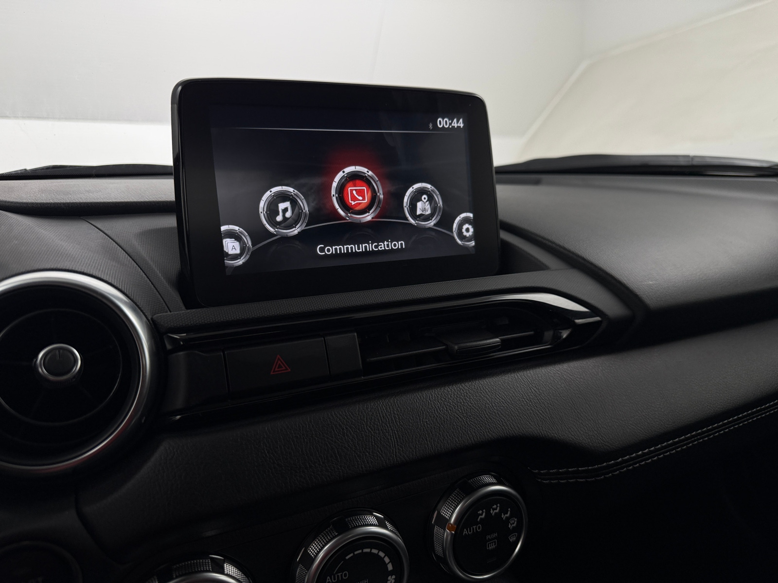 Thumbnail: 2023 Mazda MX-5 Miata - 2