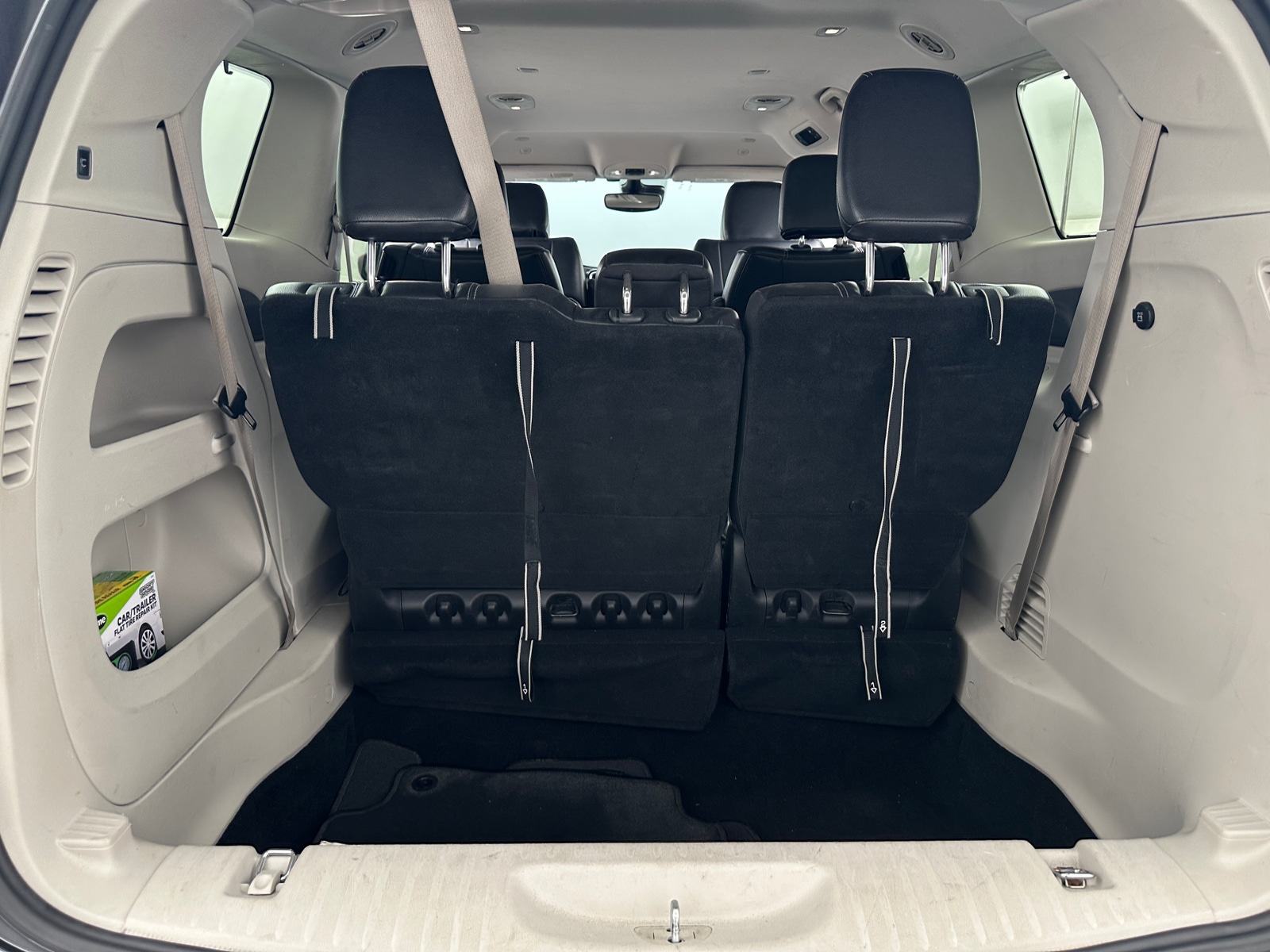 Thumbnail: 2022 Chrysler Pacifica - 6