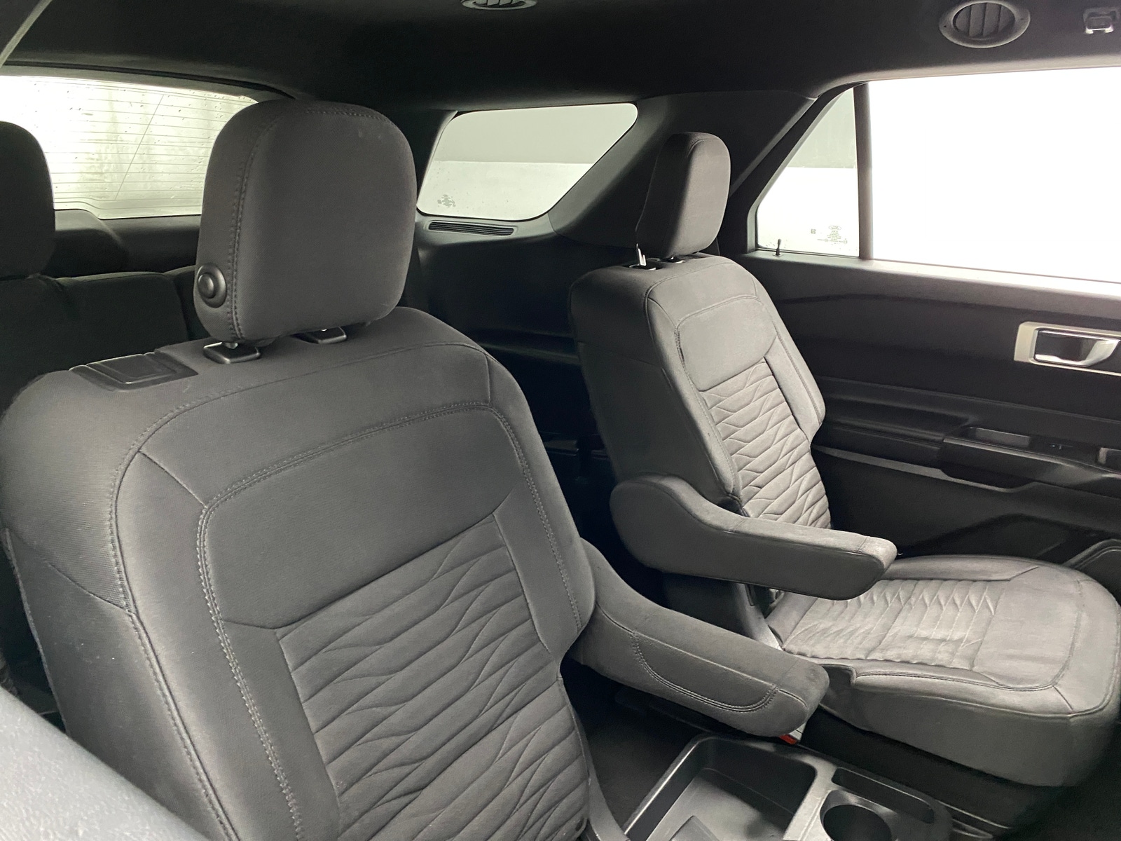 Thumbnail: 2020 Ford Explorer - 6