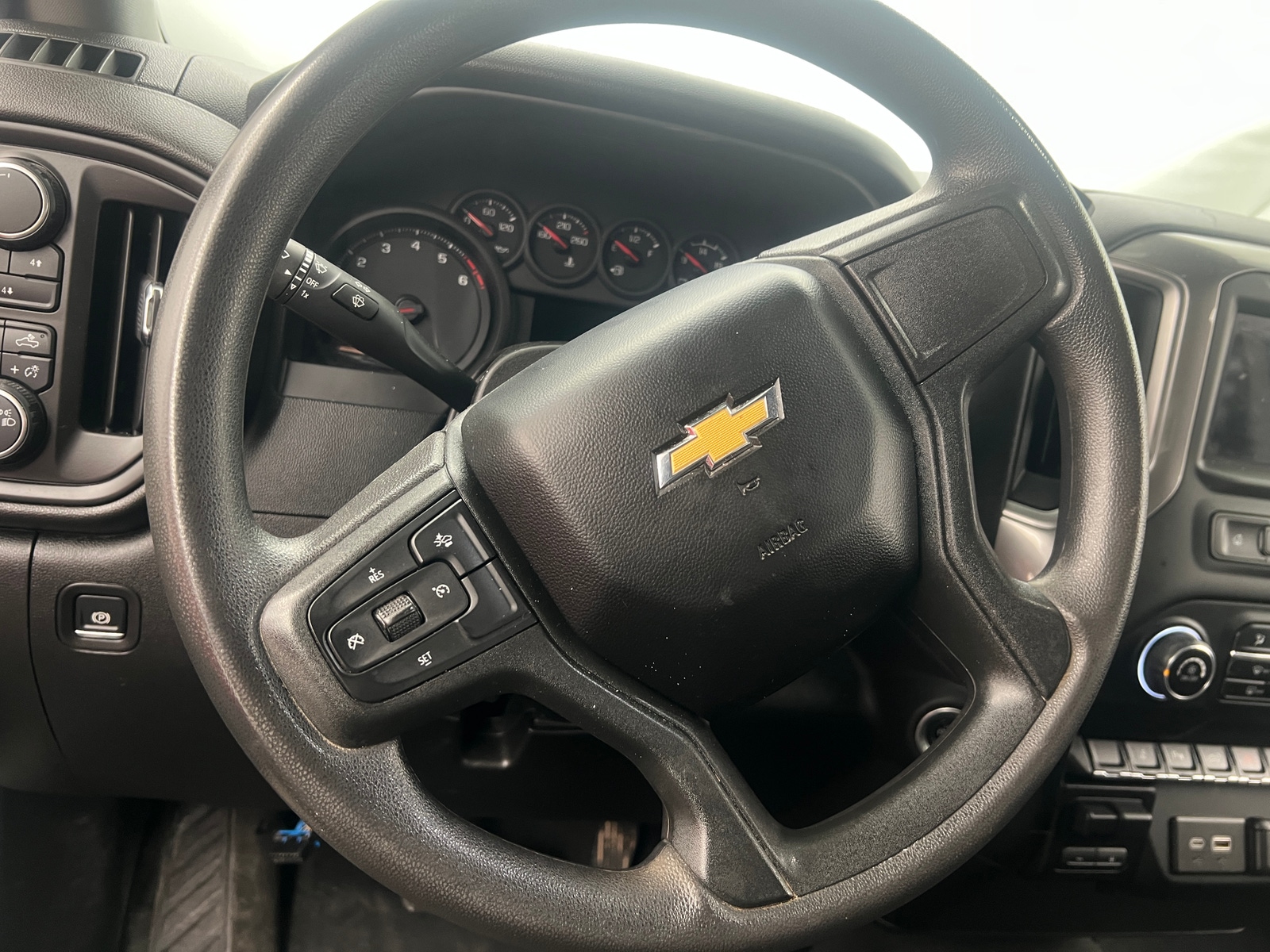 Thumbnail: 2024 Chevrolet Silverado 2500 - 5