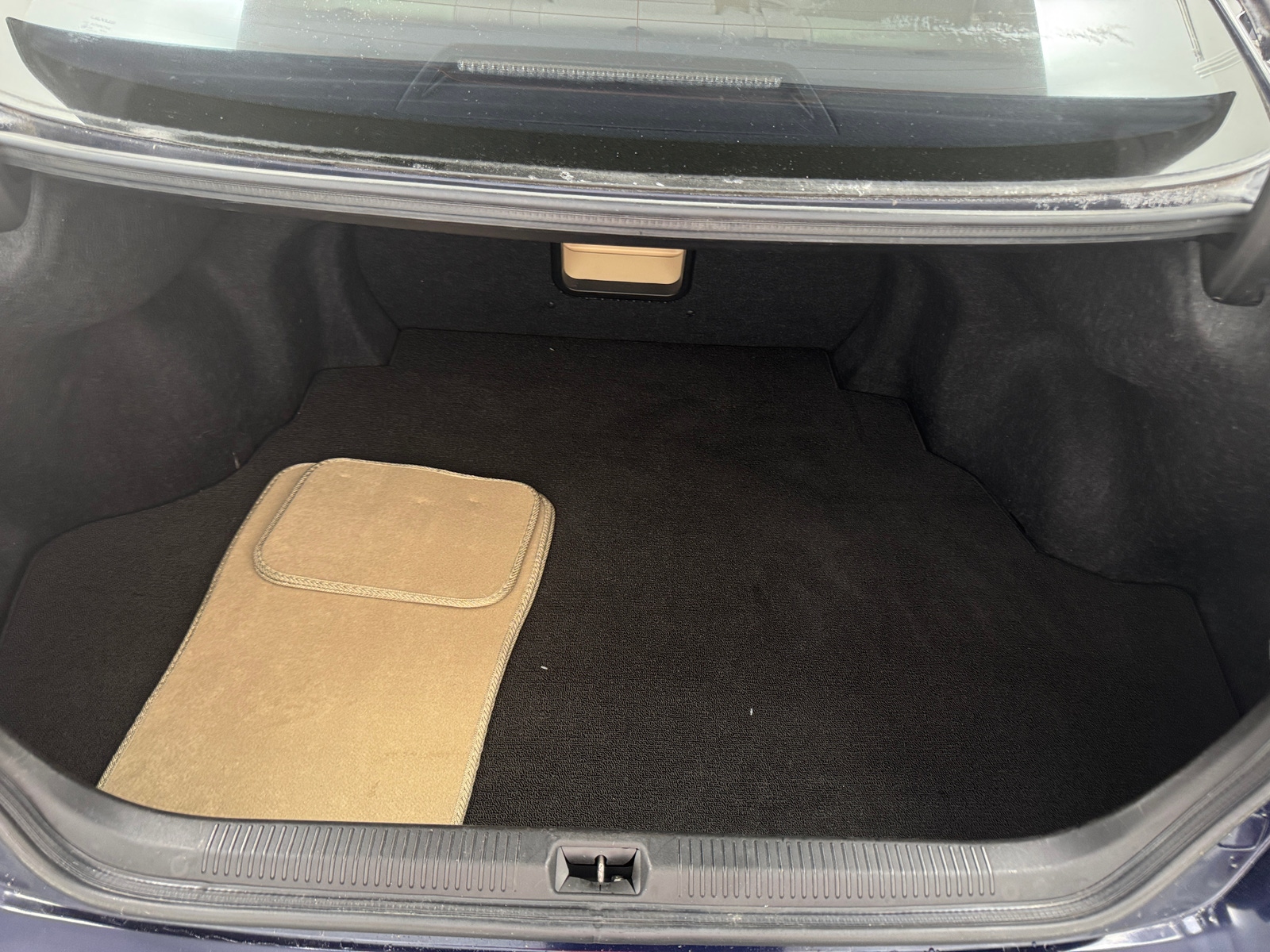 Thumbnail: 2012 Lexus ES - 6