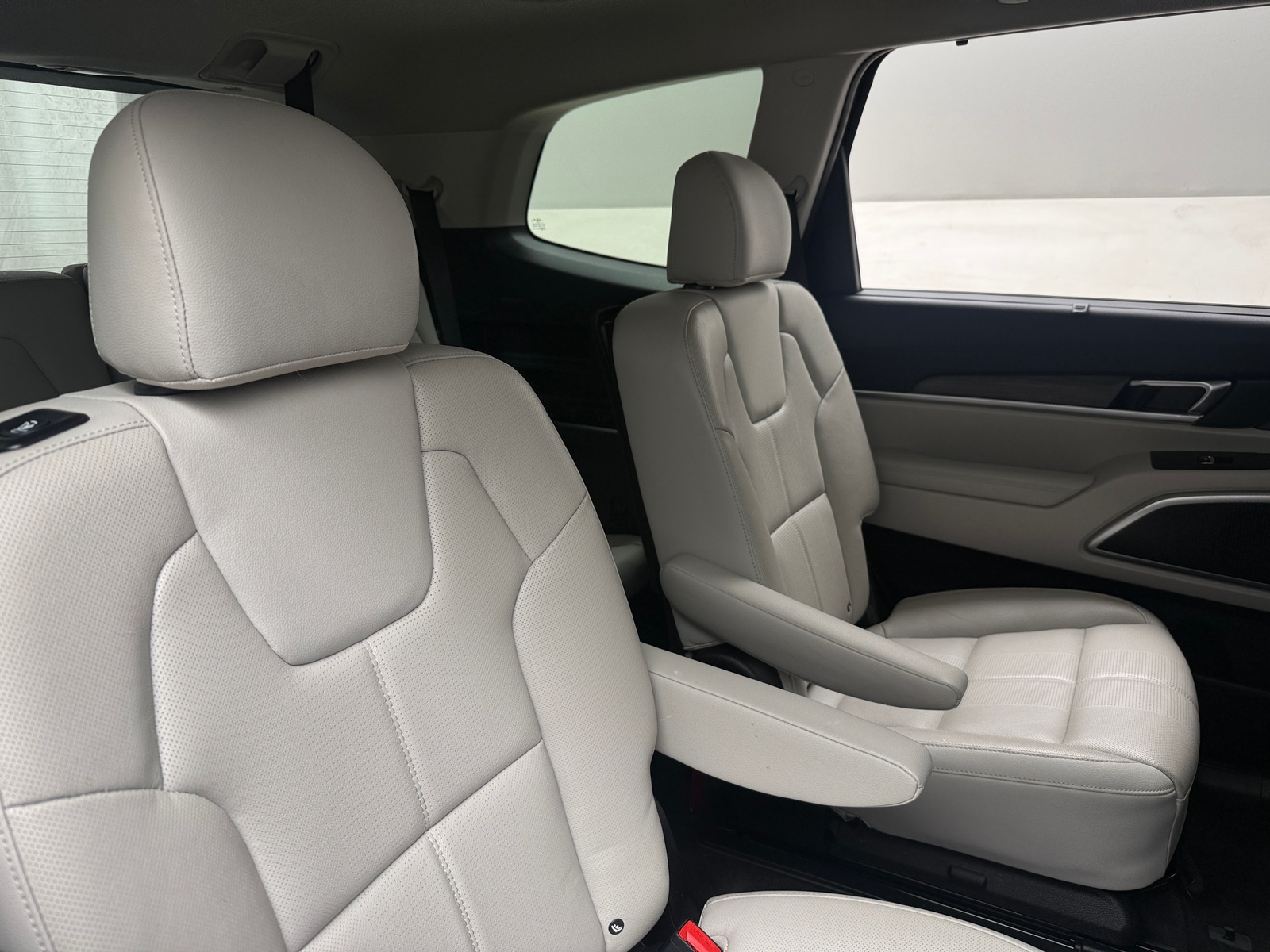 Thumbnail: 2022 Kia Telluride - 5