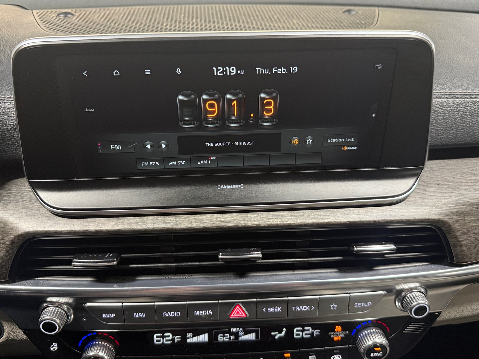 Thumbnail: 2022 Kia Telluride - 3