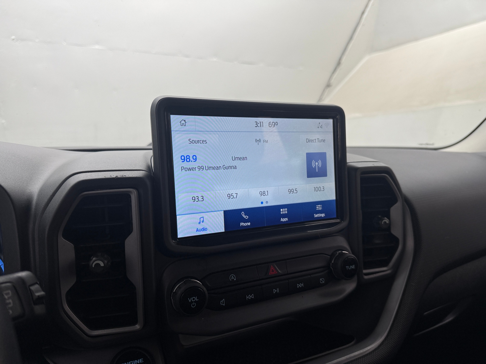 Thumbnail: 2022 Ford Bronco Sport - 4