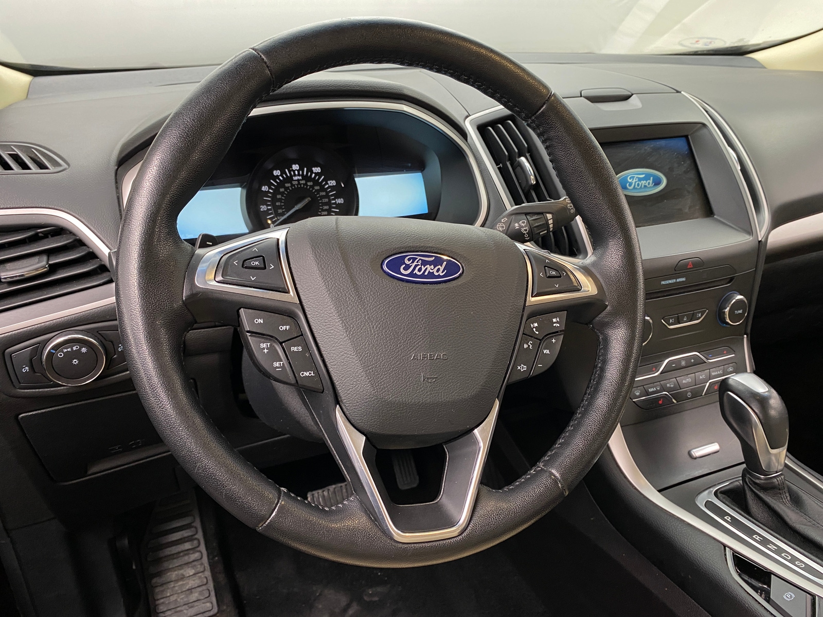 Thumbnail: 2018 Ford Edge - 4