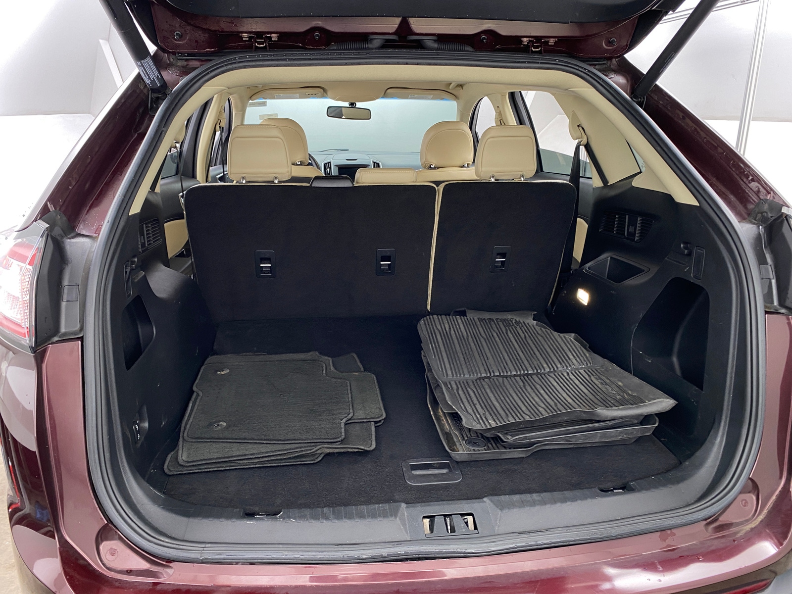 Thumbnail: 2018 Ford Edge - 6