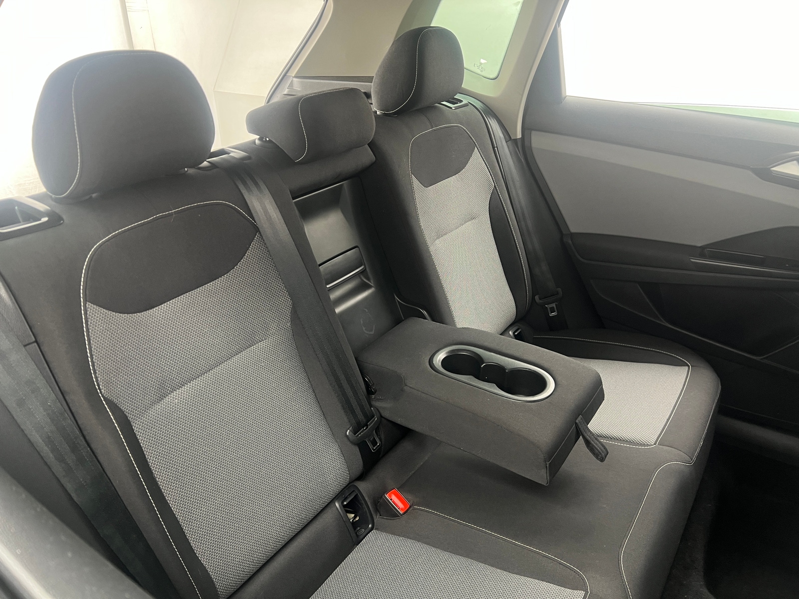 Thumbnail: 2023 Volkswagen Taos - 6